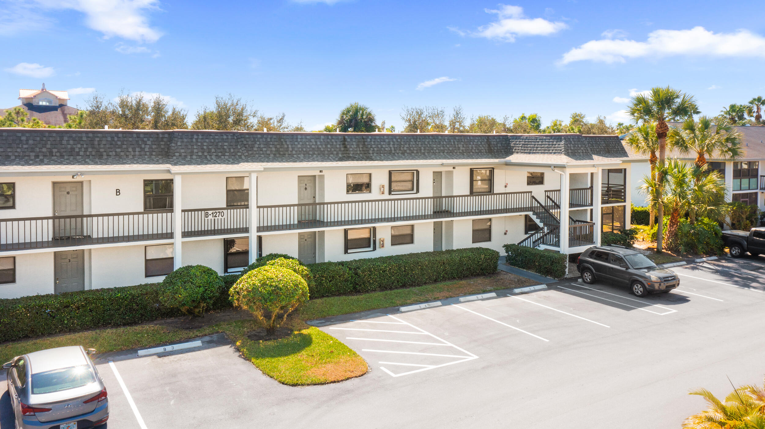 PARKVIEW CONDO - Residential