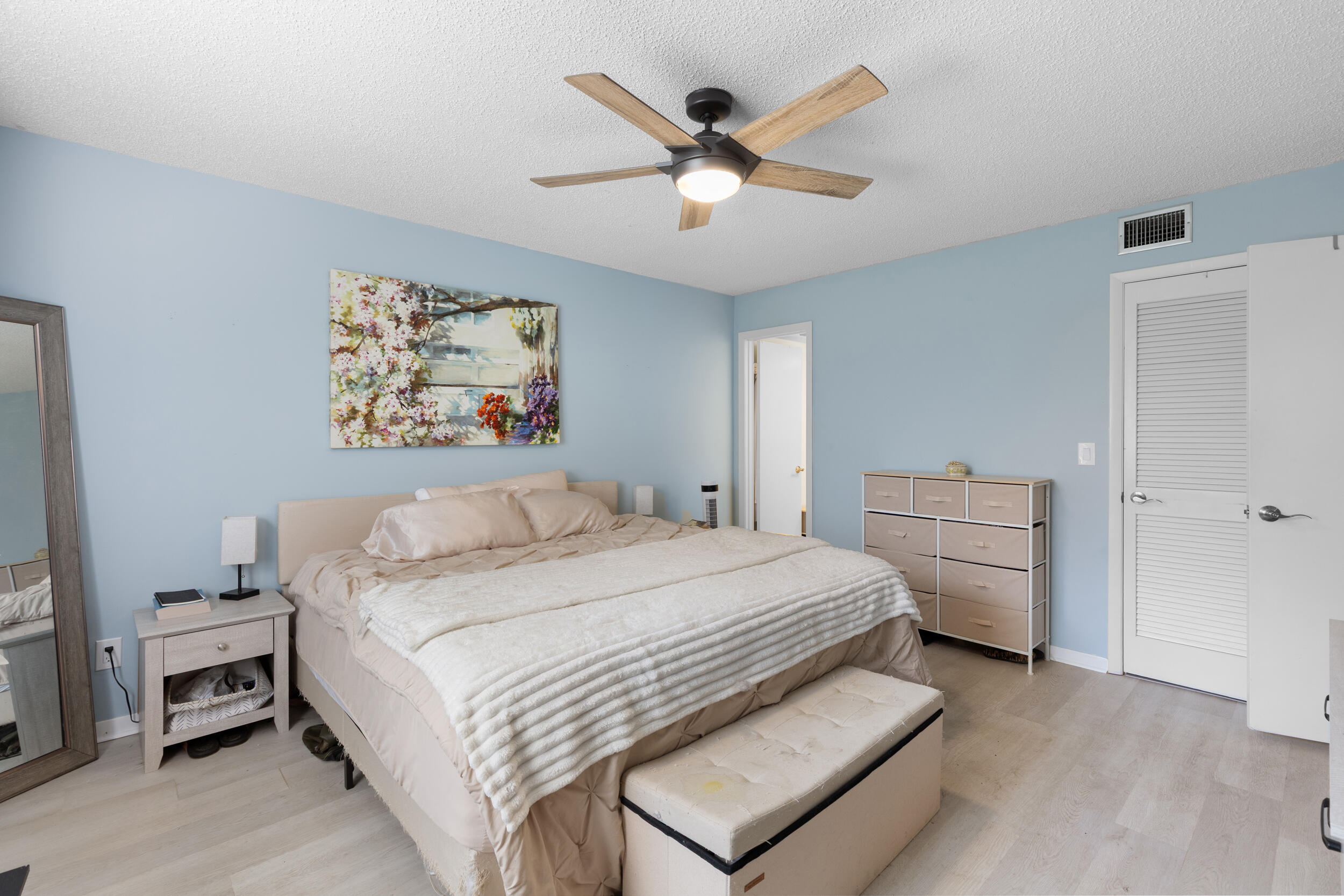 PARKVIEW CONDO - Residential