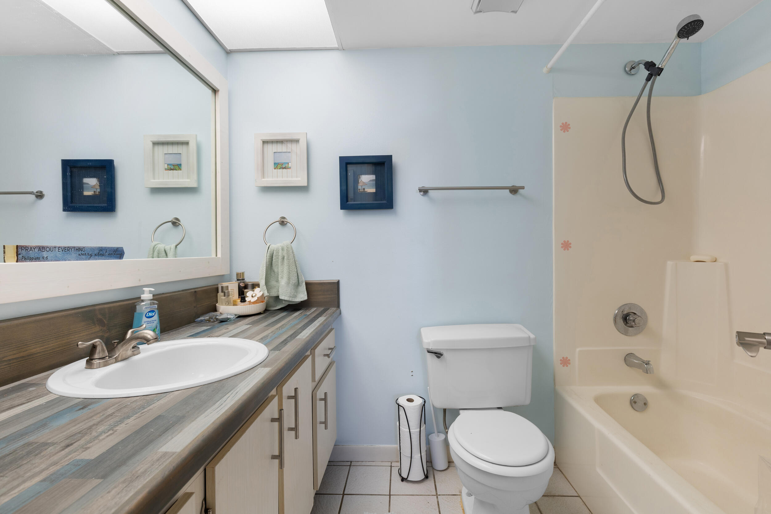 PARKVIEW CONDO - Residential