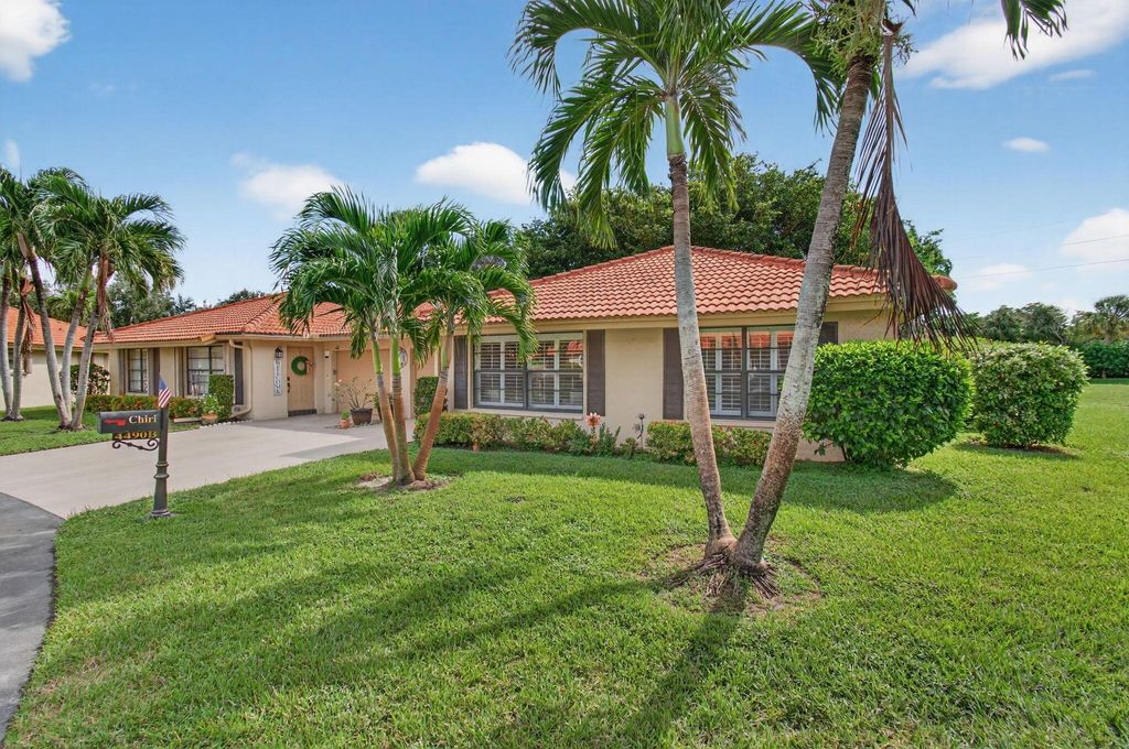 Photo of 4490 Nutmeg Tree Lane #B, Boynton Beach, FL 33436 (MLS # R11134629)
