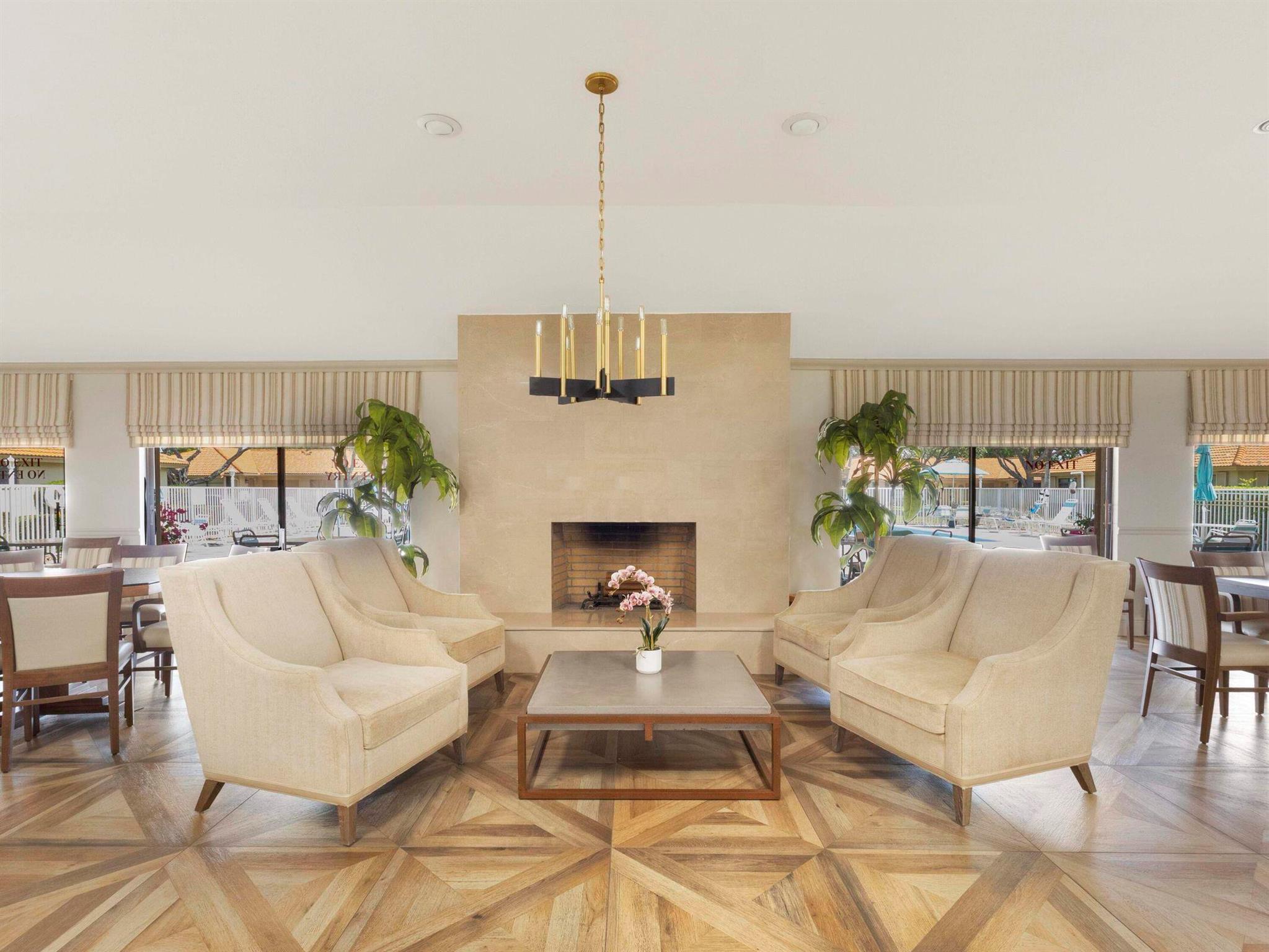 BENT TREE VILLAS WEST CON - Residential