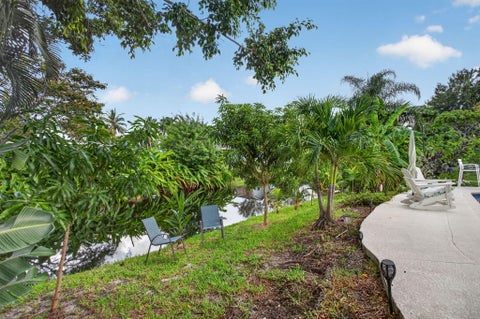 Tiny photo for 4950 SW 11th Circle, Margate, FL 33068 (MLS # B26069632)