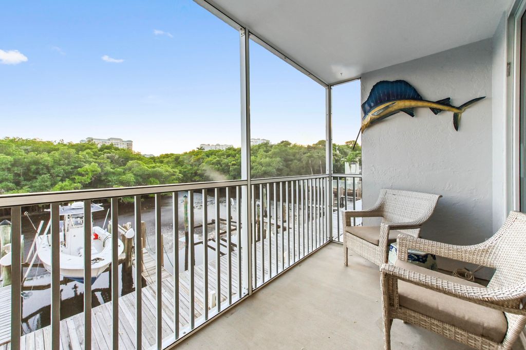 Photo of 689 NE 6th Court #2090, Boynton Beach, FL 33435 (MLS # R11153015)