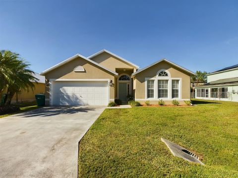 A home in Okeechobee