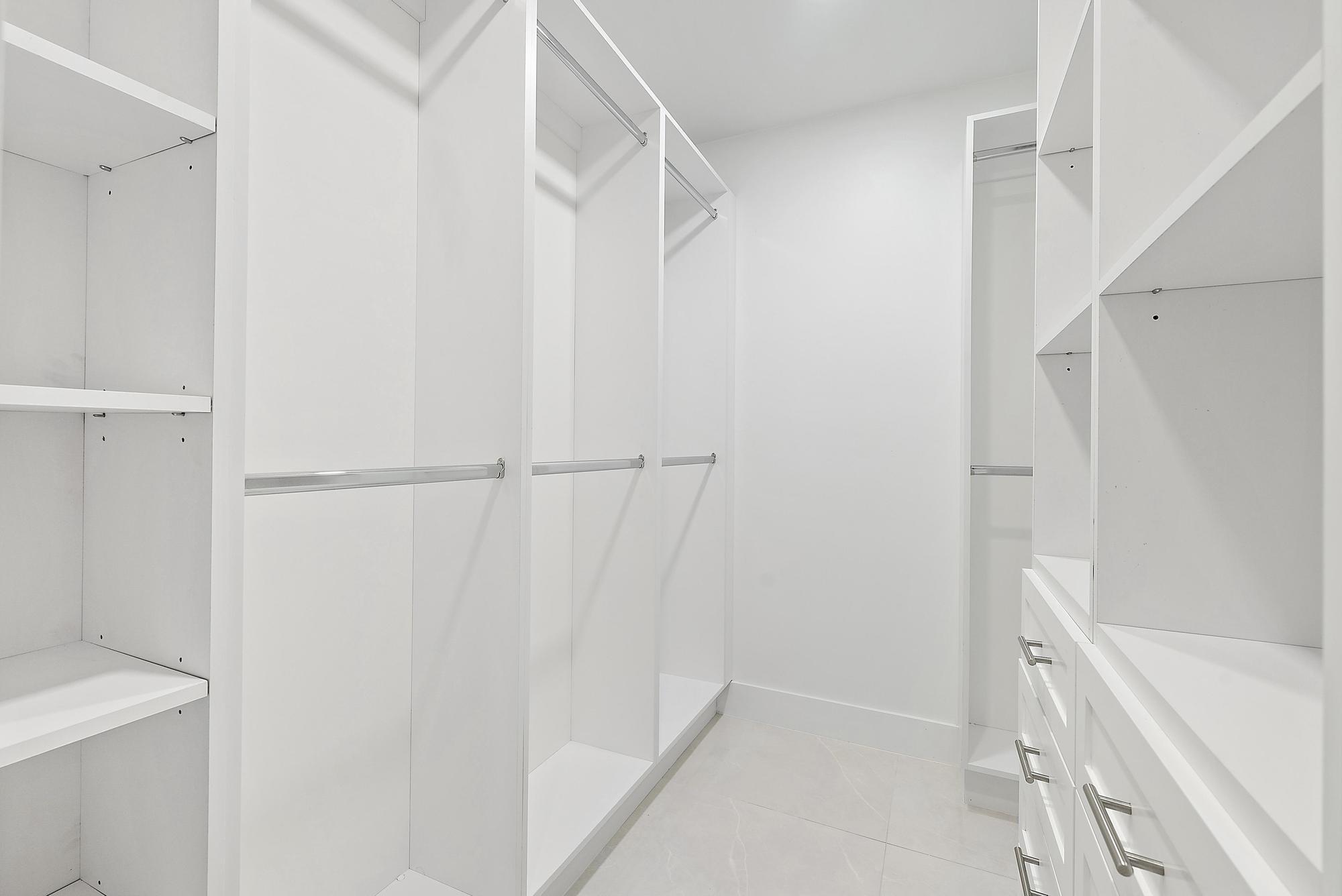 LAKE CLARKE ISLE 2 - Residential