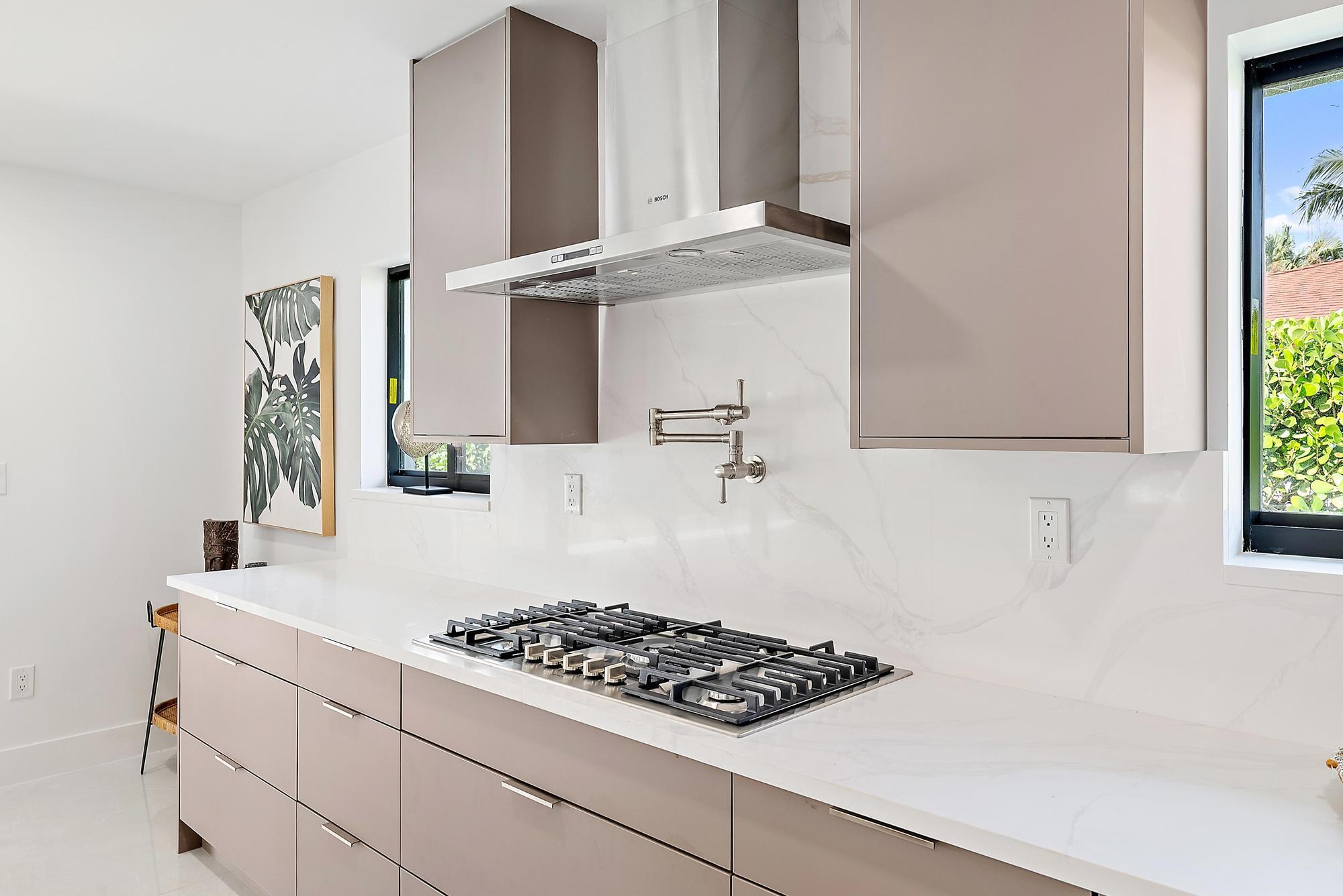 LAKE CLARKE ISLE 2 - Residential