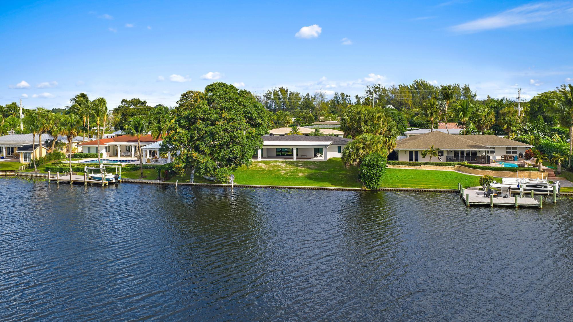 LAKE CLARKE ISLE 2 - Residential