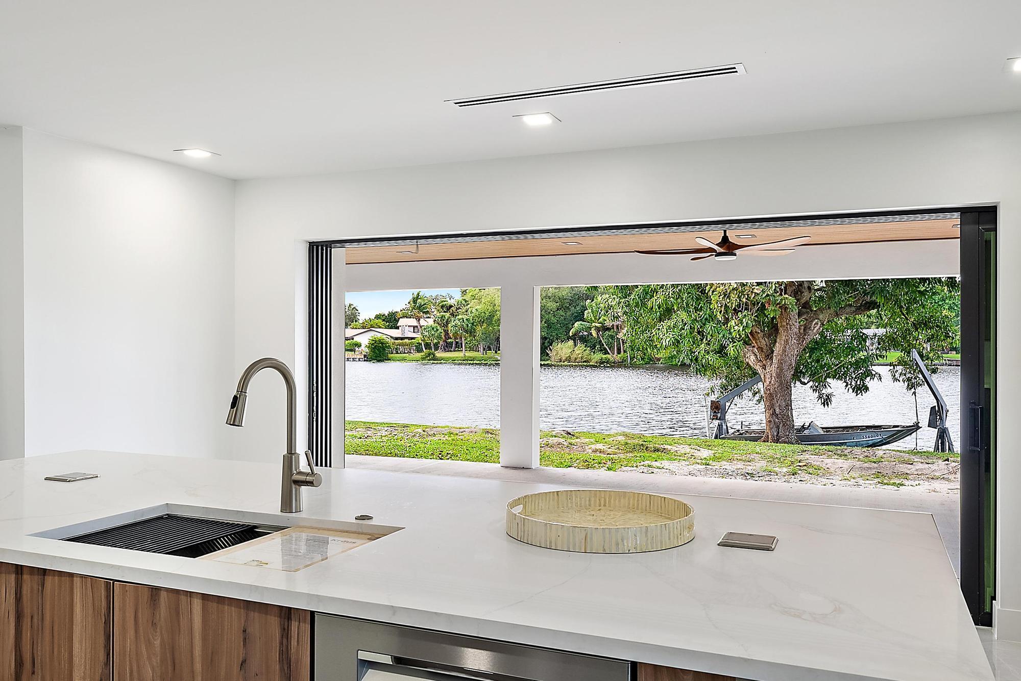 LAKE CLARKE ISLE 2 - Residential