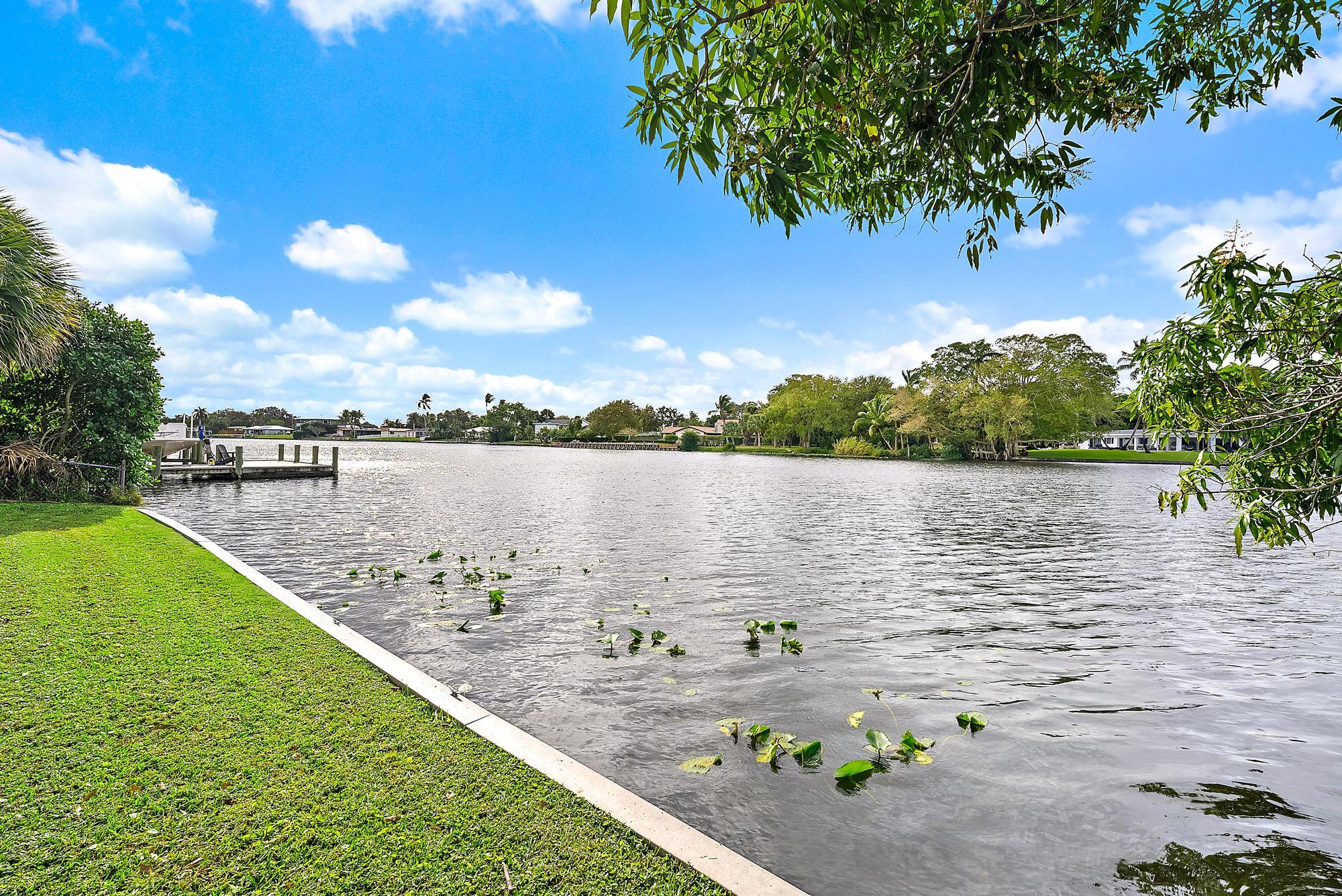 LAKE CLARKE ISLE 2 - Residential