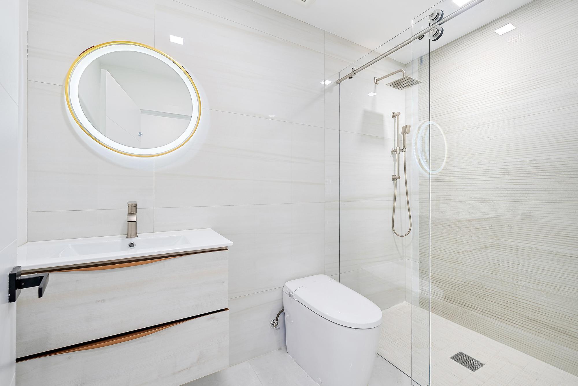 LAKE CLARKE ISLE 2 - Residential