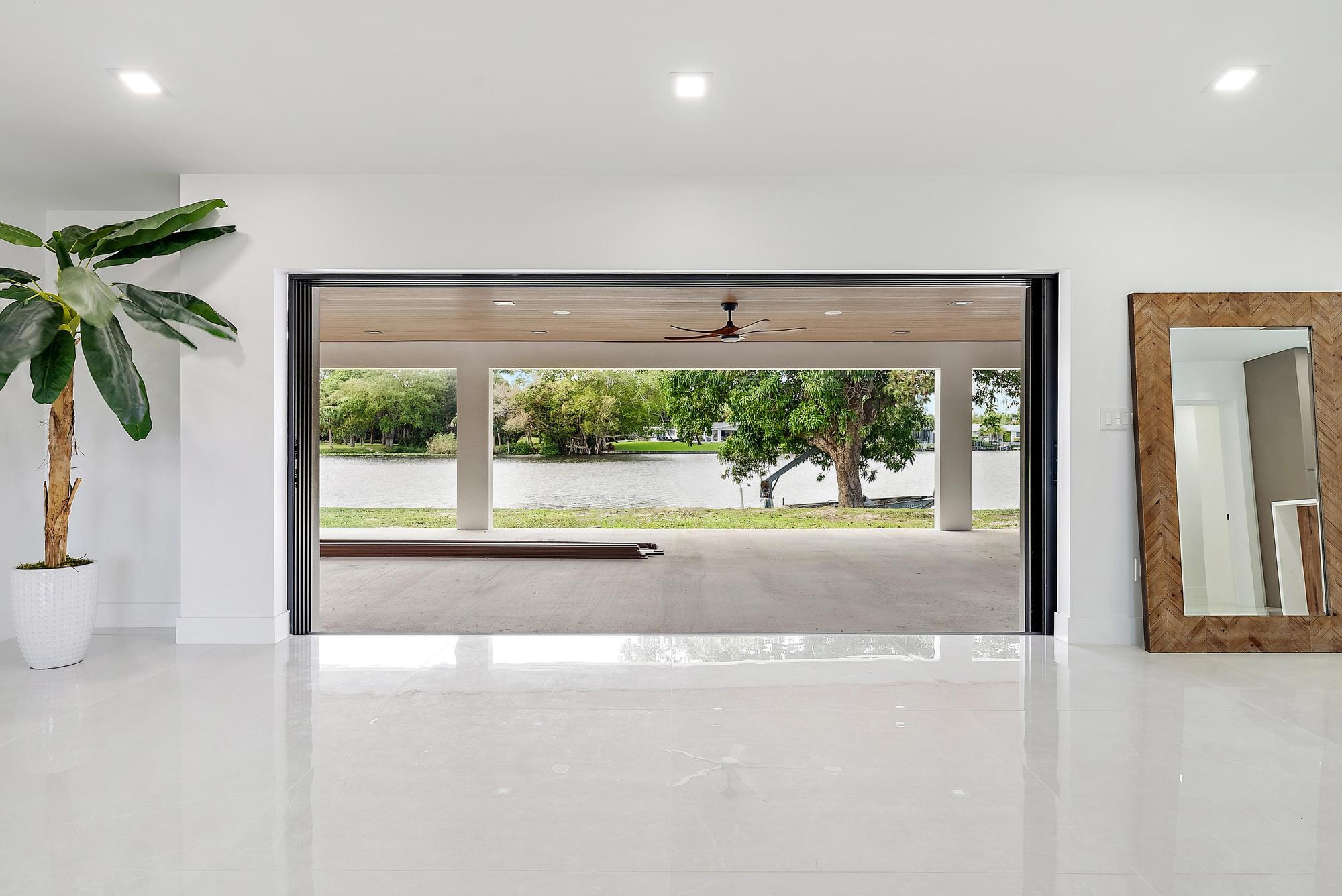 LAKE CLARKE ISLE 2 - Residential