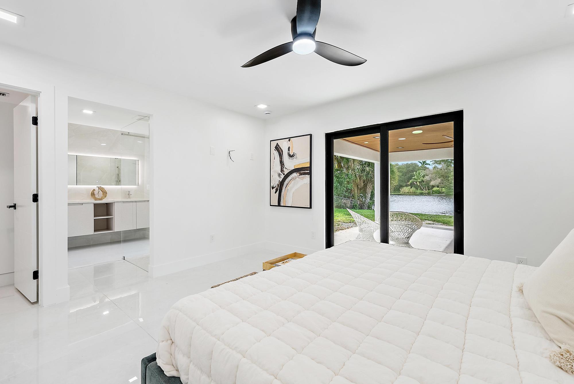 LAKE CLARKE ISLE 2 - Residential