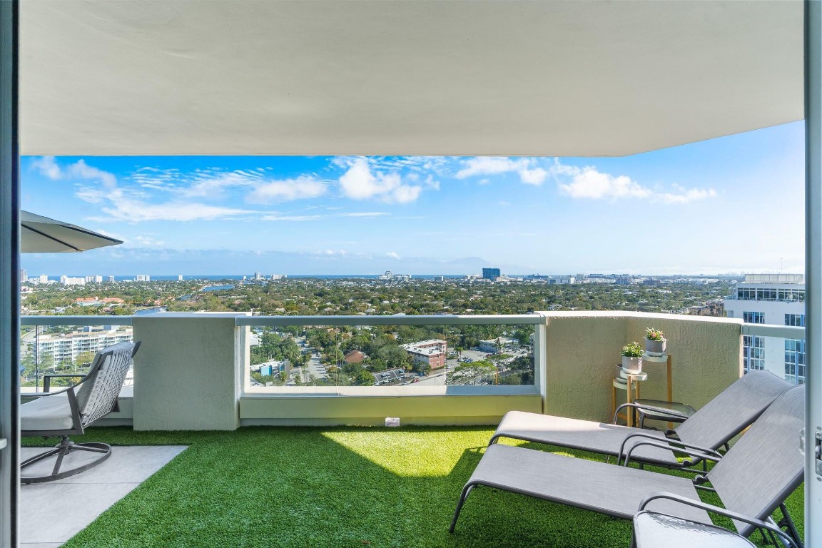 411 N New River Drive 2205