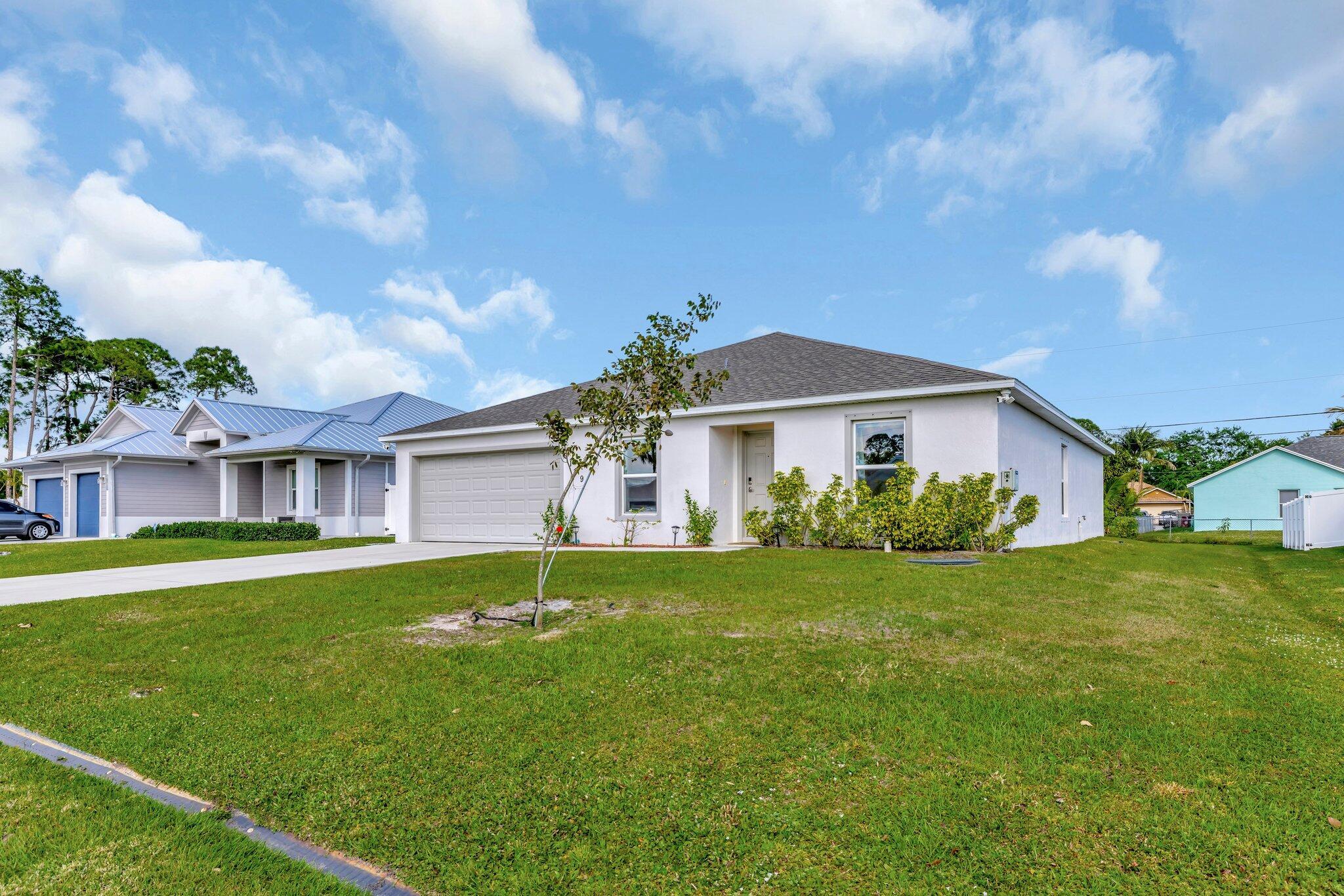 PORT ST LUCIE SECTION 7 - Residential Lease