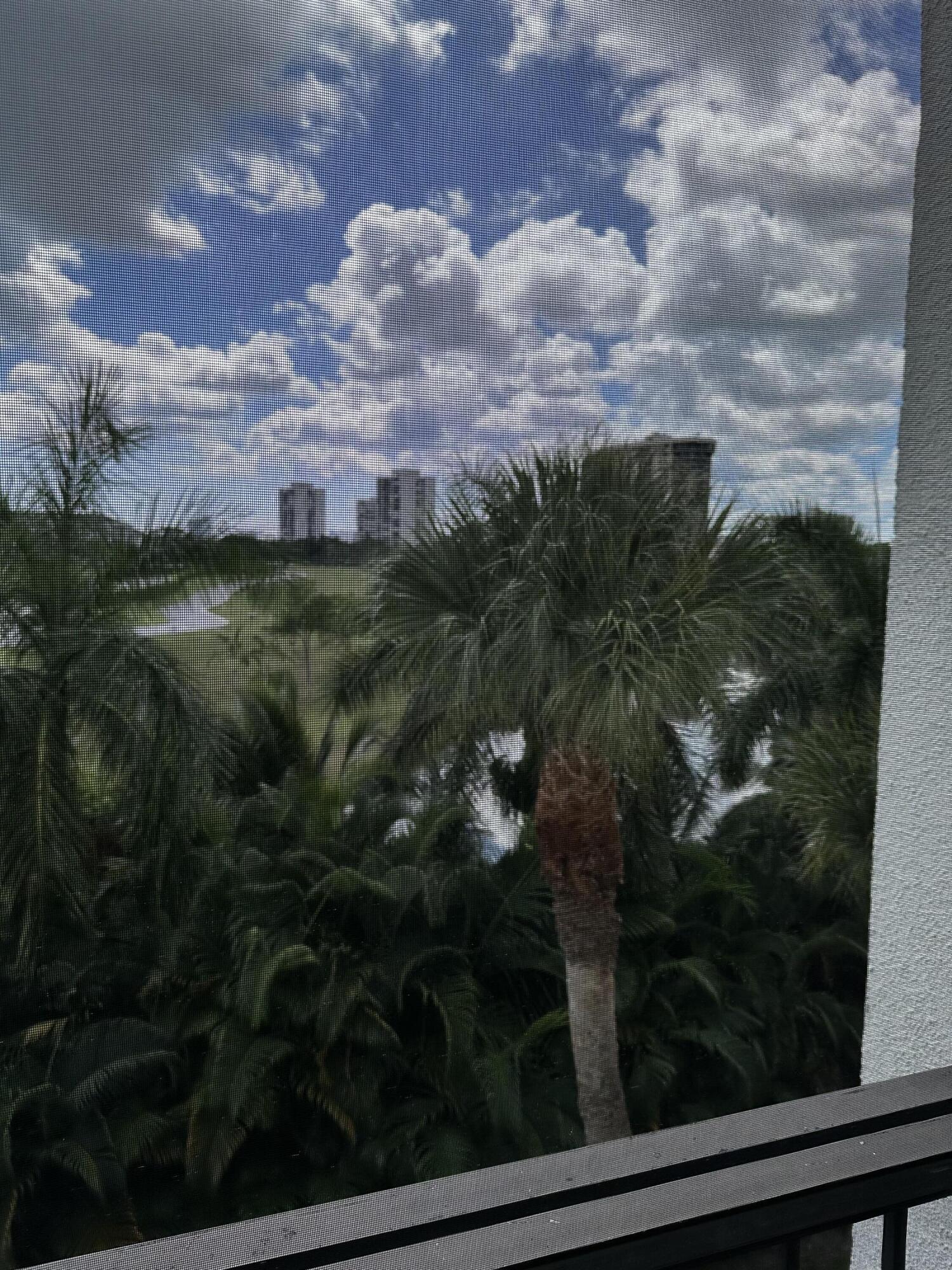 LANDS OF THE PRESIDENT CONDO 8 - Residential