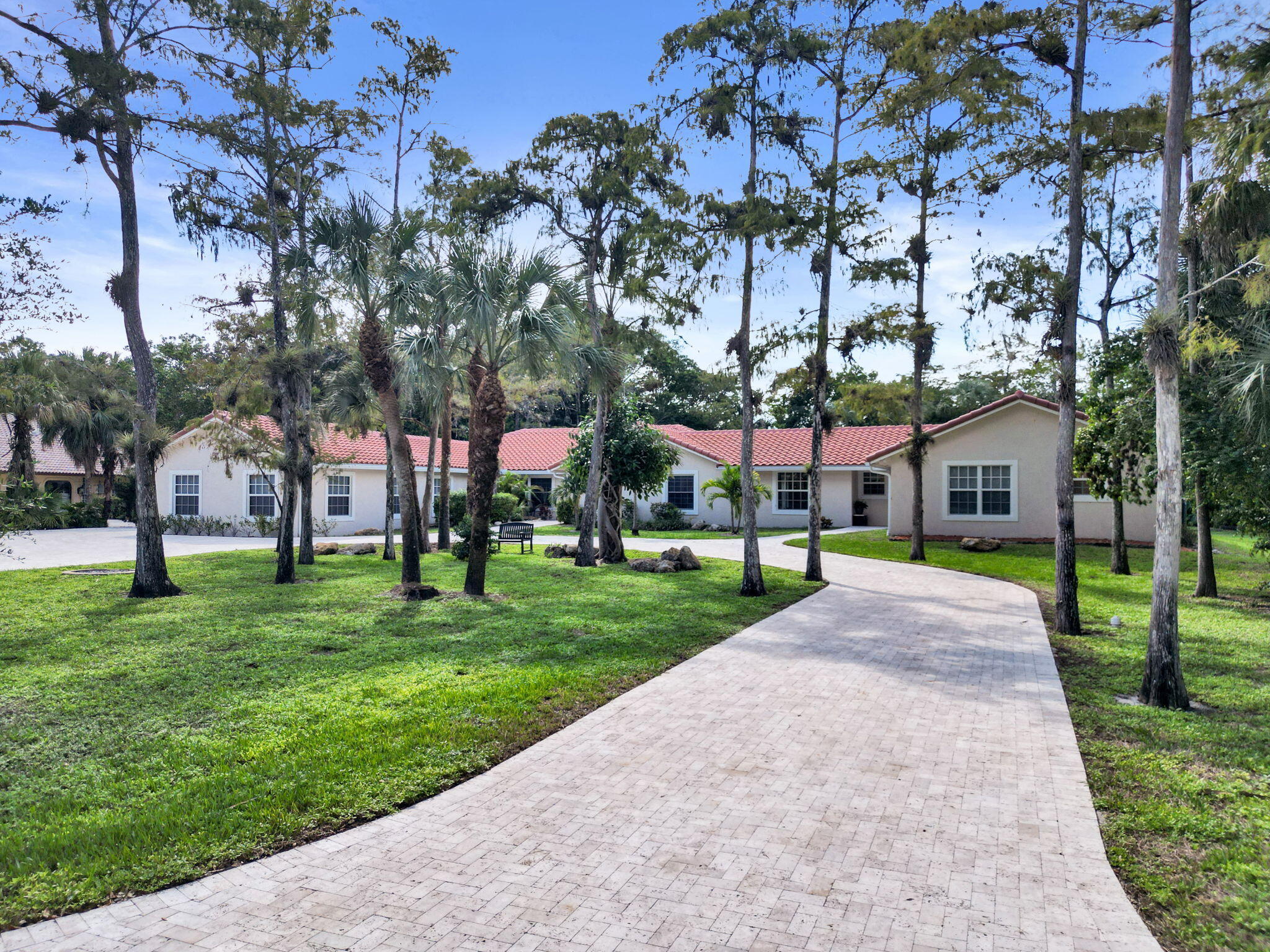 5000 NW 81st Avenue