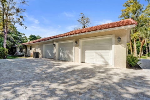Tiny photo for 5000 NW 81st Avenue, Coral Springs, FL 33067 (MLS # B26087563)