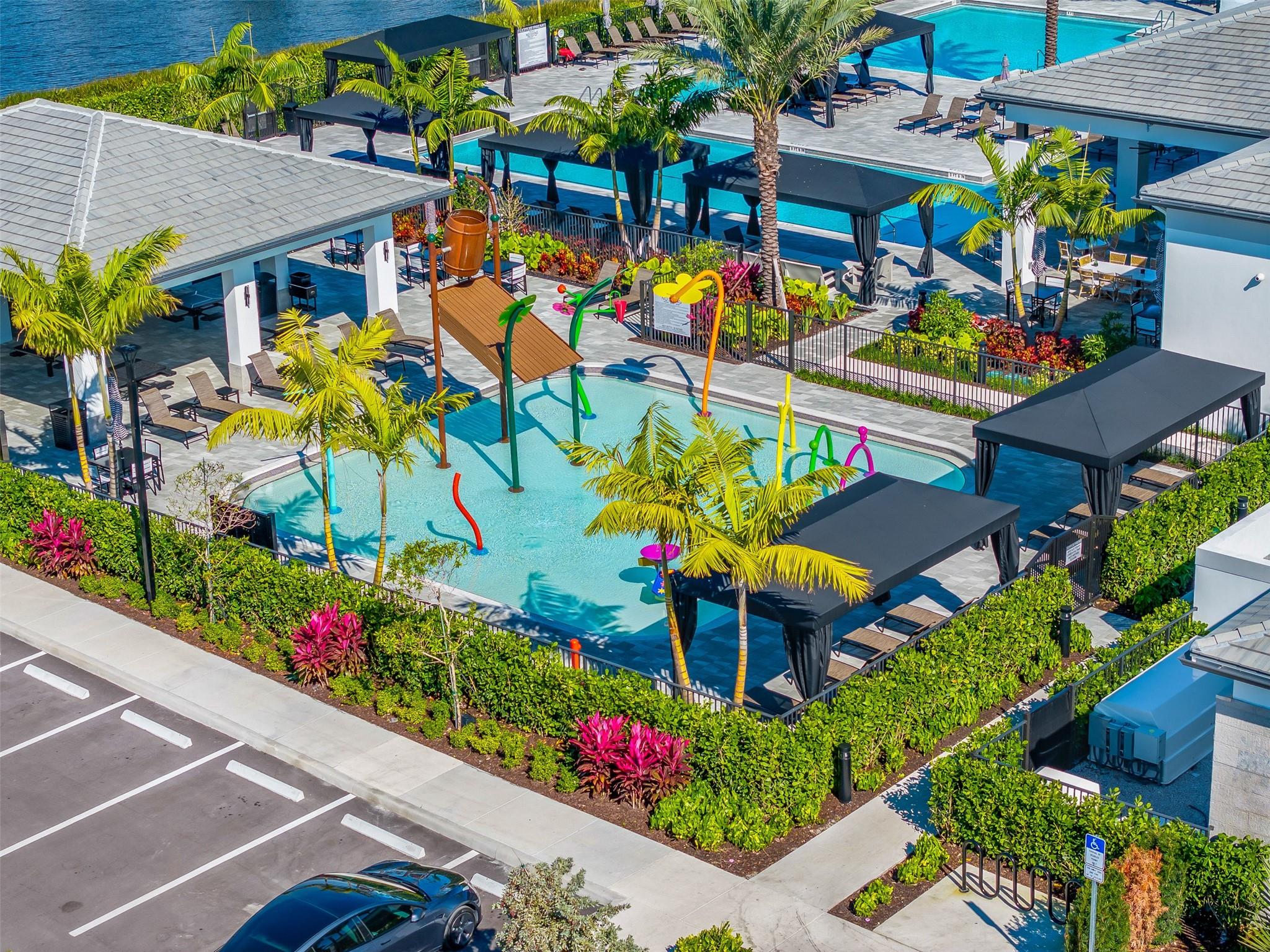 LOTUS PALM - Residential Lease