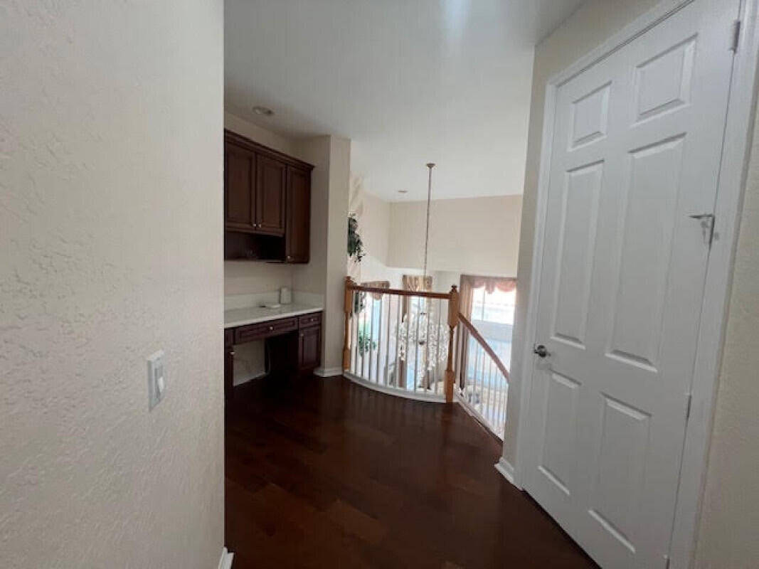 ISLES AT WELLINGTON 2 - Residential Lease