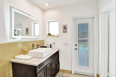 Tiny photo for 5311 NE 15TH Avenue, Fort Lauderdale, FL 33334 (MLS # B26054496)