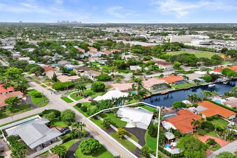 Tiny photo for 5311 NE 15TH Avenue, Fort Lauderdale, FL 33334 (MLS # B26054496)
