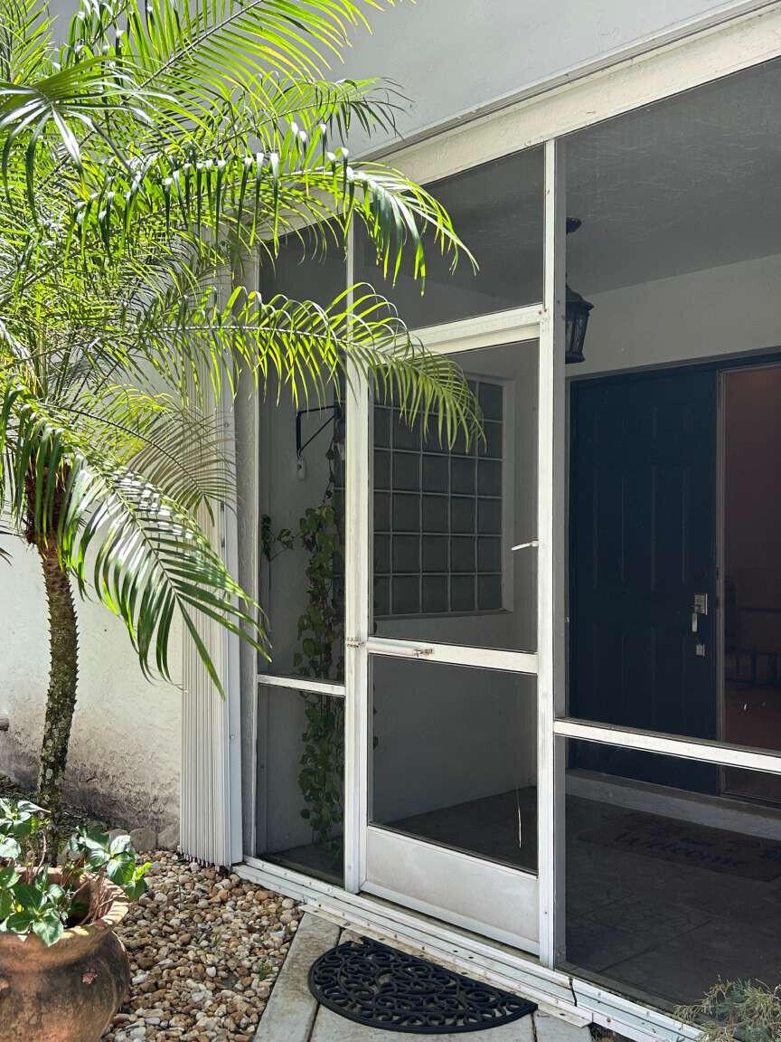 Villa San Remo - Residential