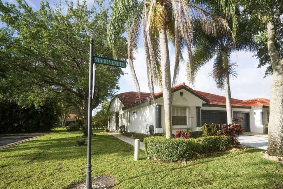 Villa San Remo - Residential