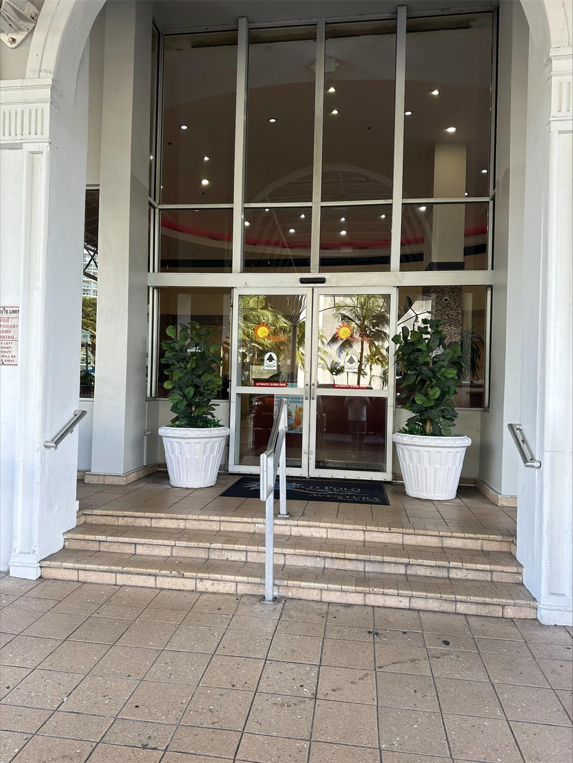 Beautifully remodeled ocean front unit that is located in the coveted Sunny Isles Beach. Located within the Ramada Hotel with a ton of amenities. Unit is fully furnished and ready to be used for entertainment or vacation use. Work out facilities on site along with a sauna, heated pool, steam room, restaurant on site, as well as the convenience of beach access.