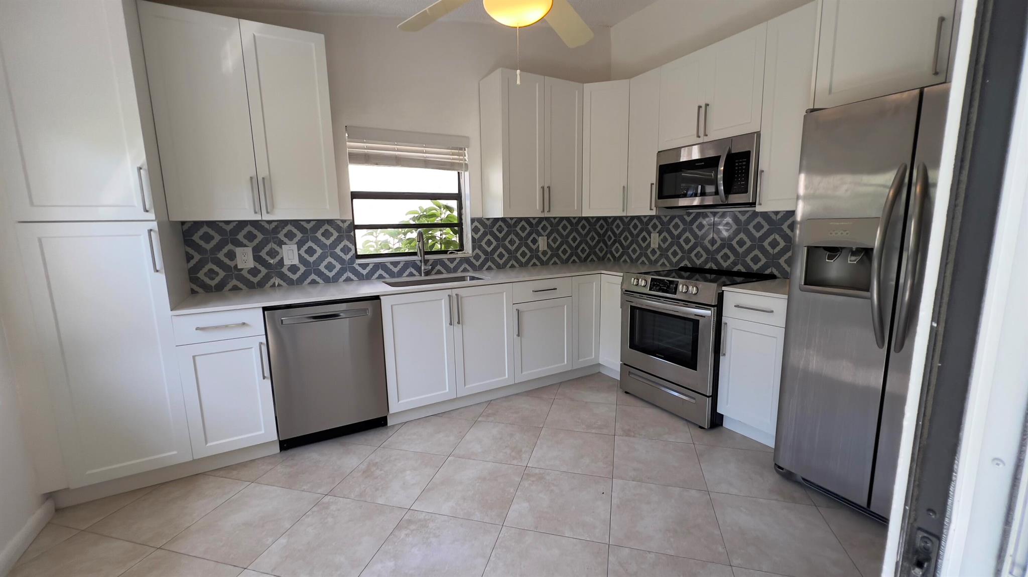 5581 American Circle