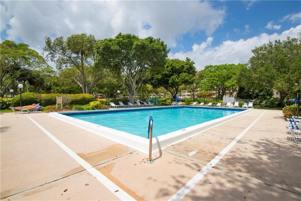 Palm Aire - Residential