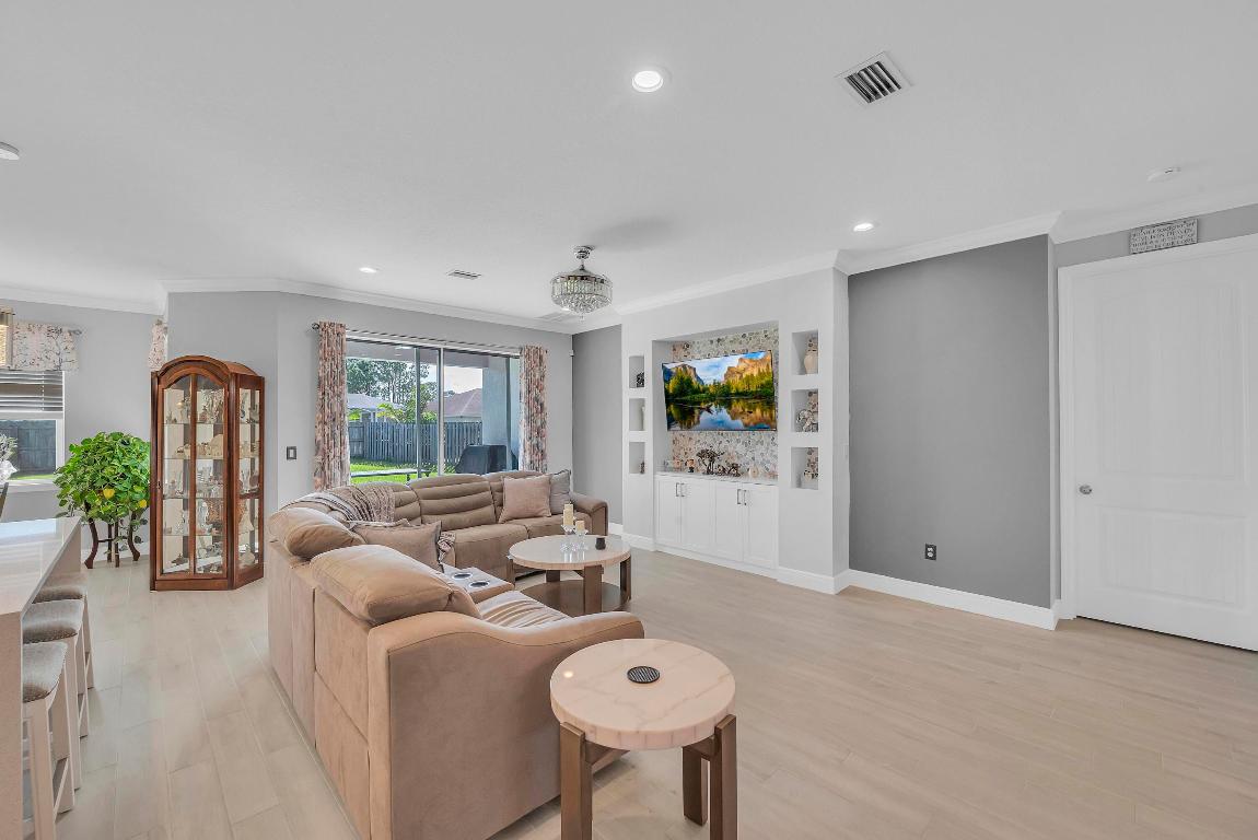 PORT ST LUCIE SECTION 34 - Residential