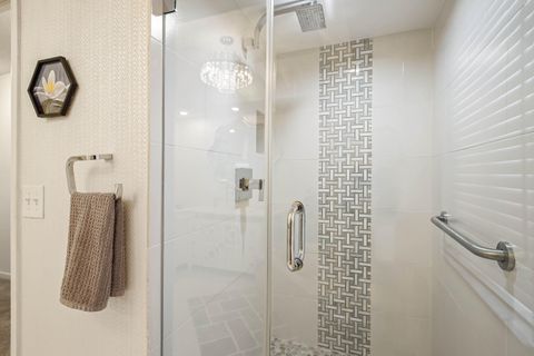 Tiny photo for 5338 S Fountains Dr Drive S, Lake Worth, FL 33467 (MLS # B26015758)