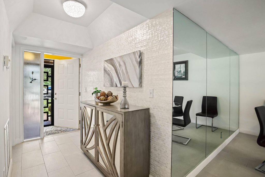 Photo of 5338 S Fountains Dr Drive S, Lake Worth, FL 33467 (MLS # B26015758)