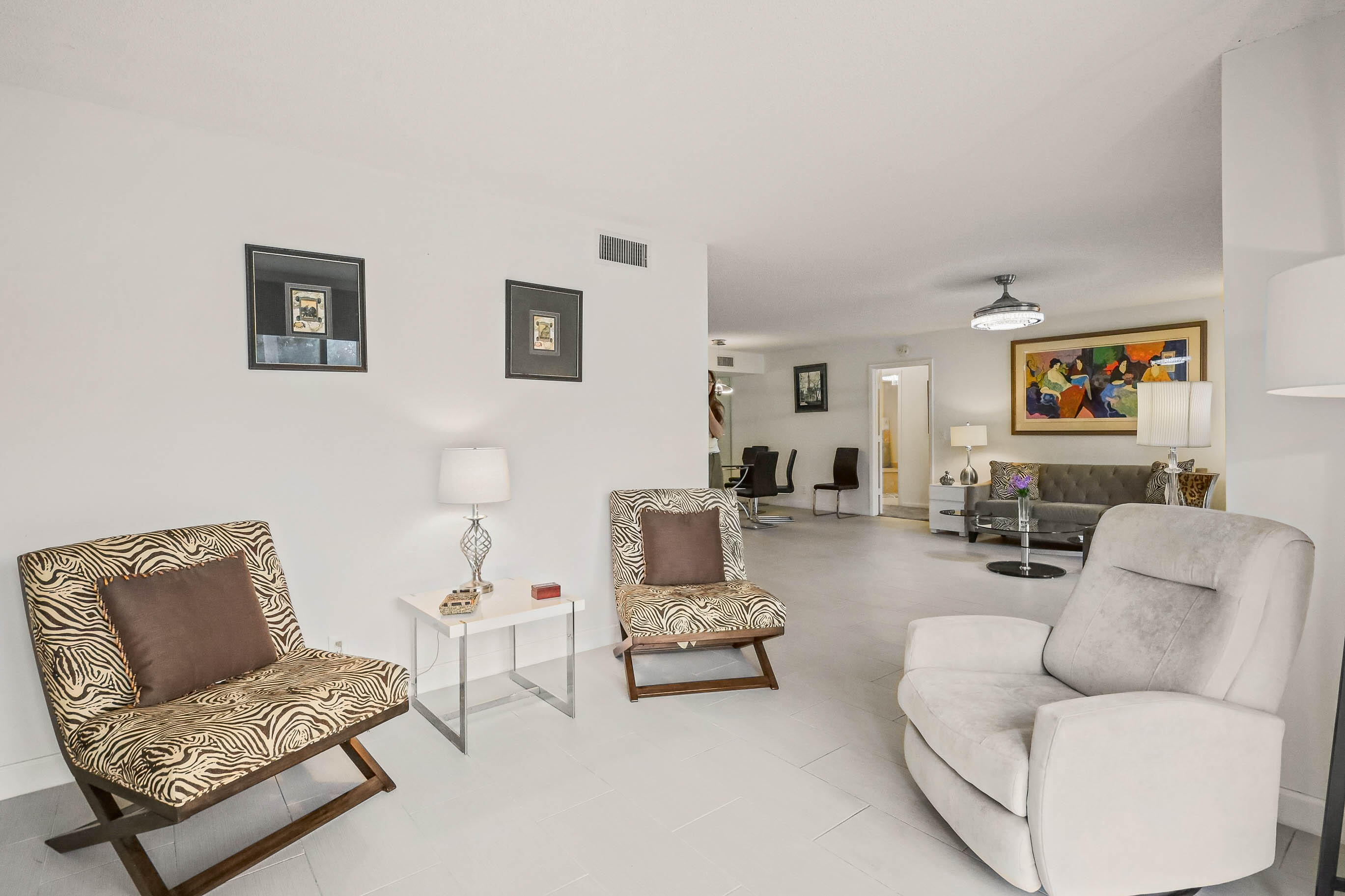 FOUNTAINS SOUTH CONDO 2 - Residential