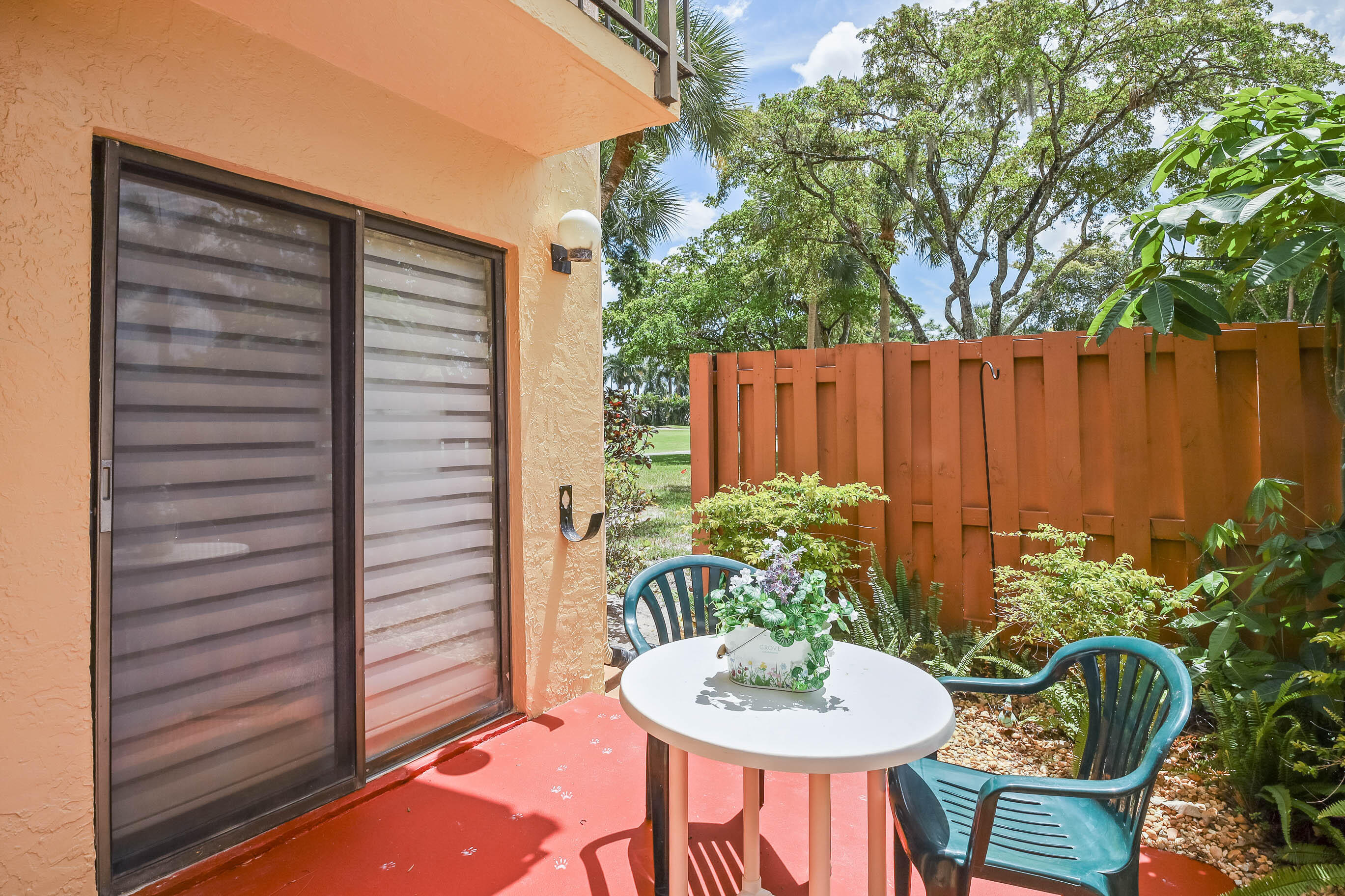 FOUNTAINS SOUTH CONDO 2 - Residential