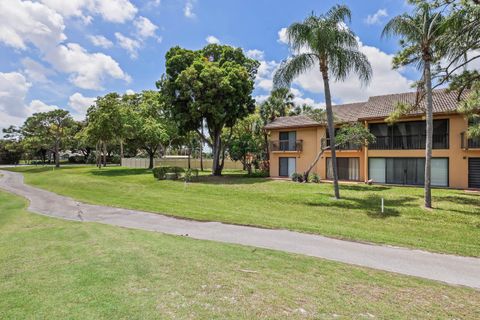 Tiny photo for 5338 S Fountains Dr Drive S, Lake Worth, FL 33467 (MLS # B26015758)