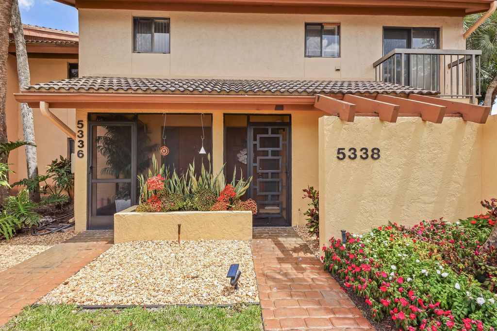 Photo of 5338 S Fountains Dr Drive S, Lake Worth, FL 33467 (MLS # B26015758)