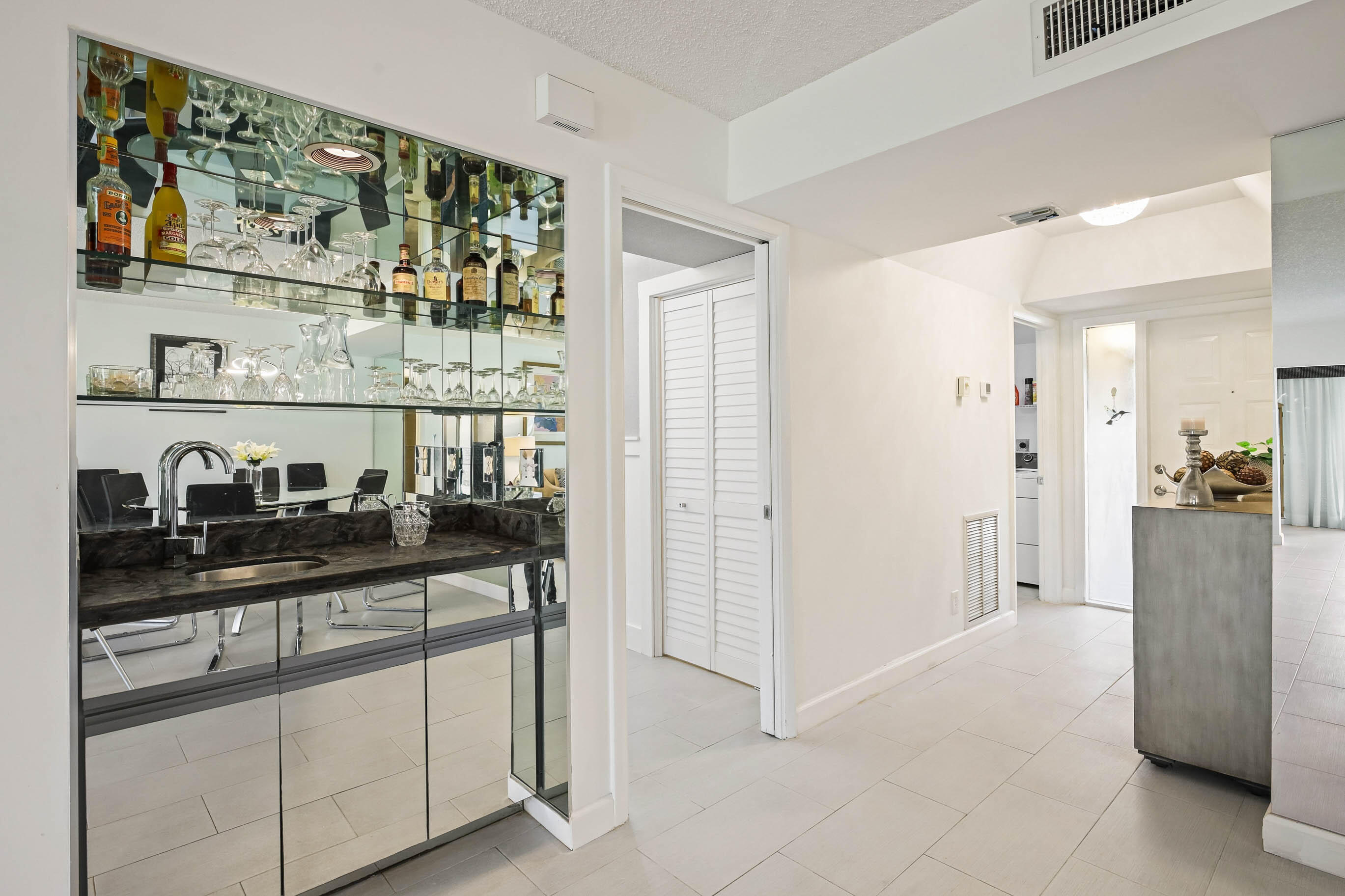 FOUNTAINS SOUTH CONDO 2 - Residential