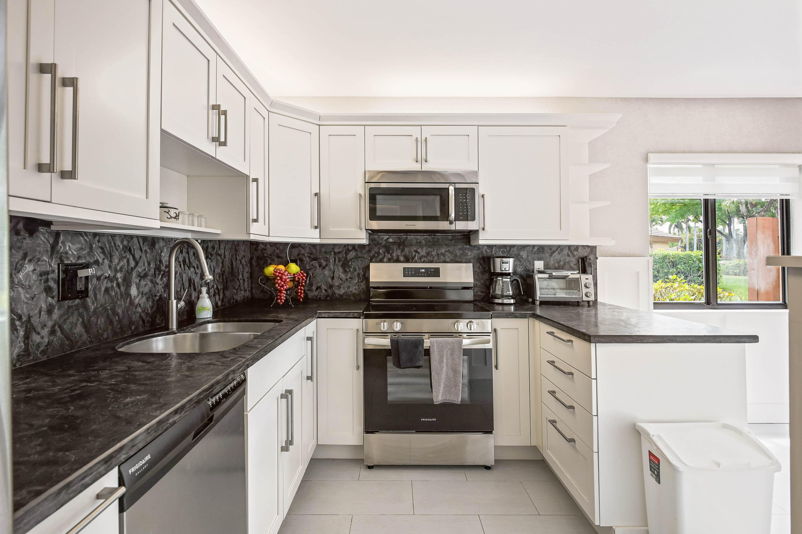 FOUNTAINS SOUTH CONDO 2 - Residential