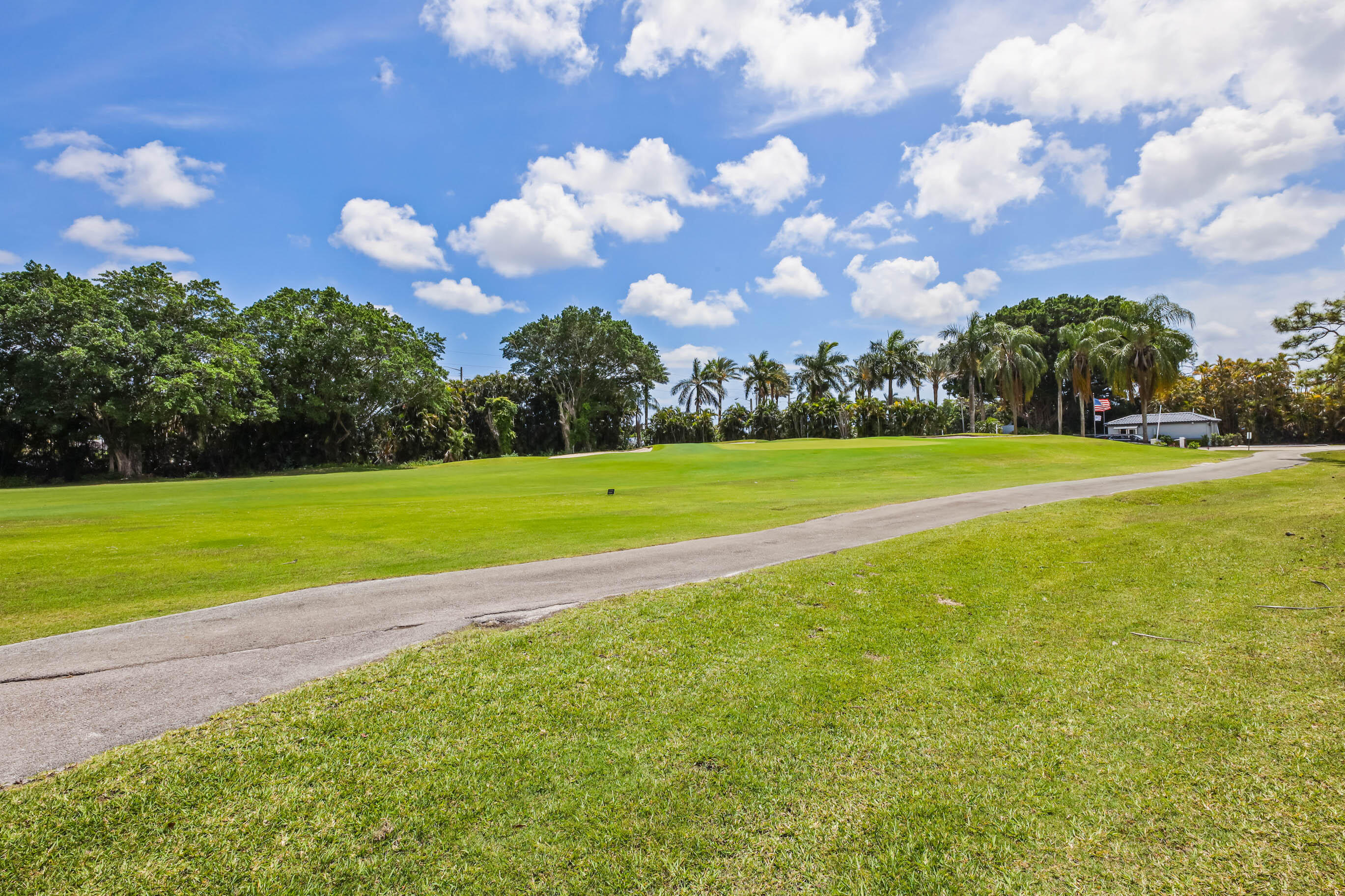 FOUNTAINS SOUTH CONDO 2 - Residential