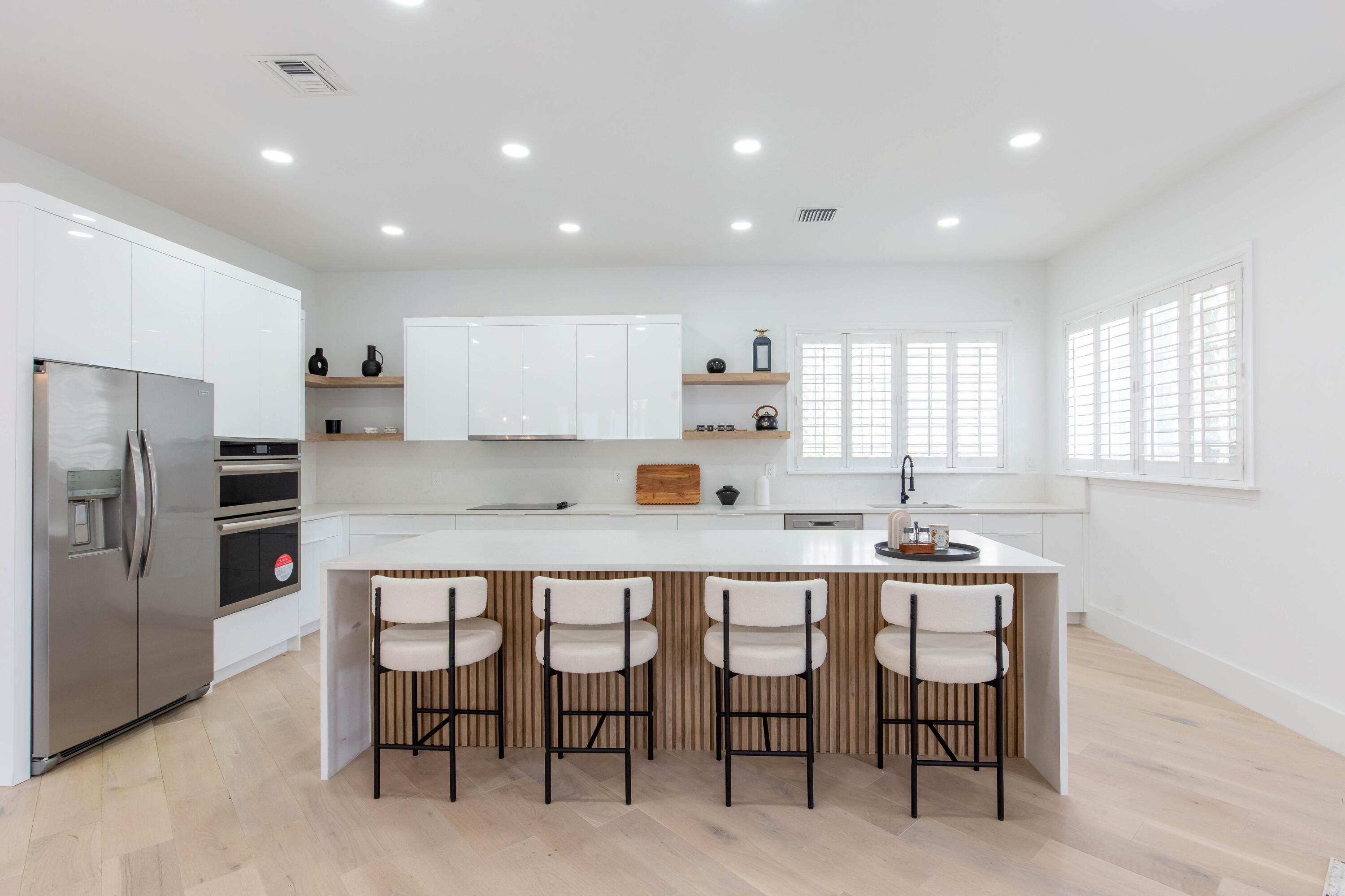 EAGLES LANDING OF P B POL - Residential Lease