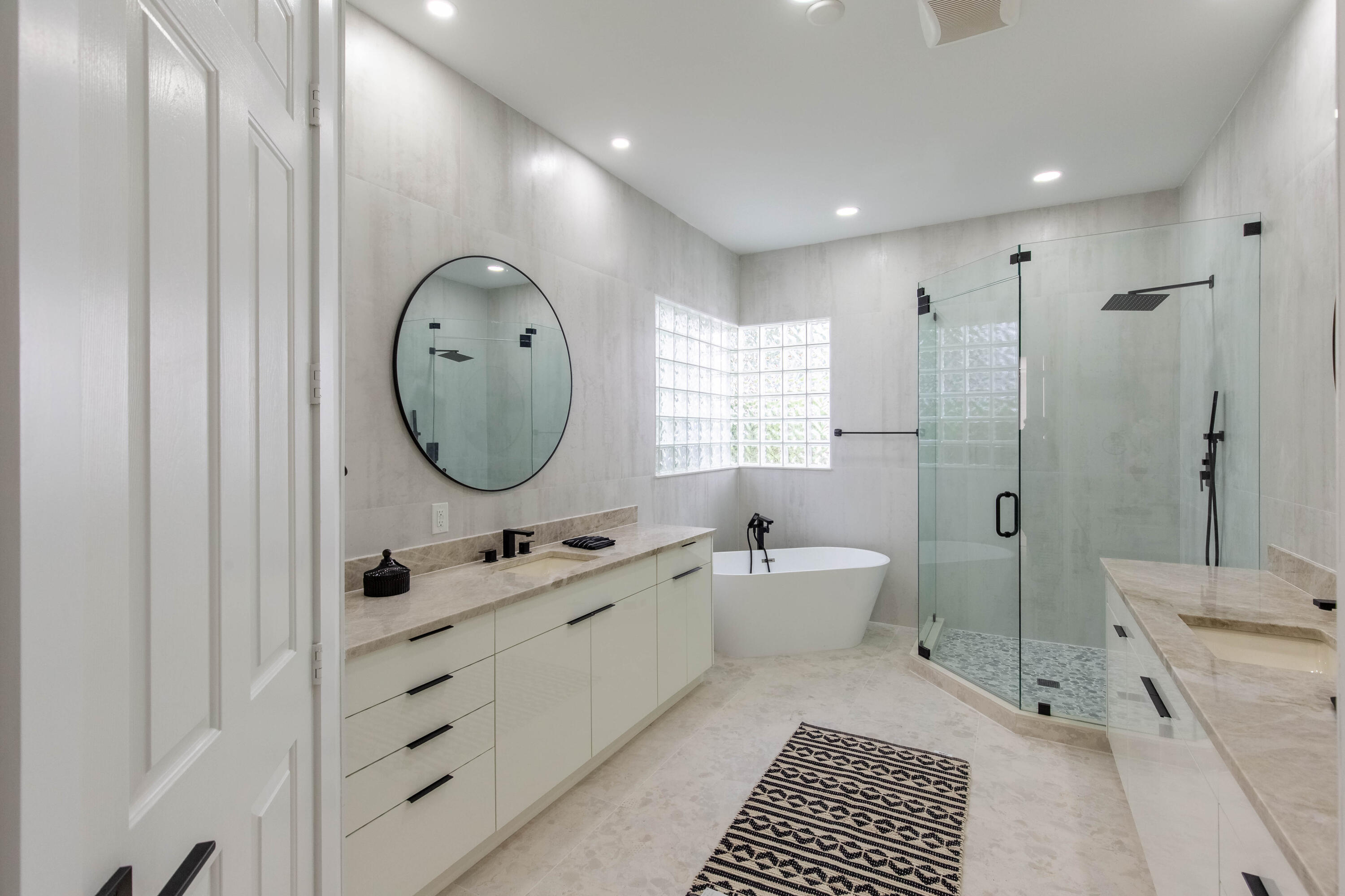 EAGLES LANDING OF P B POL - Residential Lease