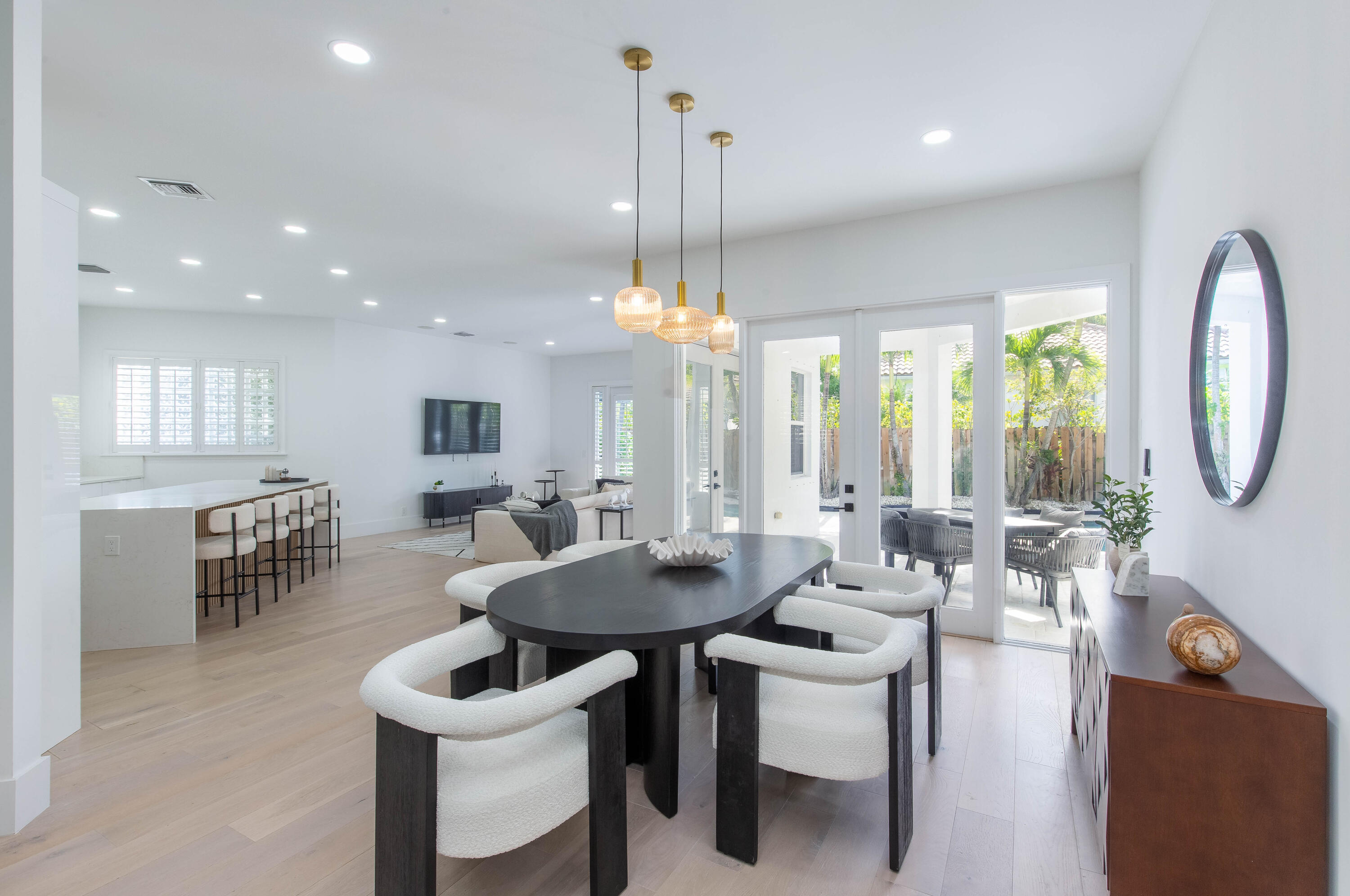 EAGLES LANDING OF P B POL - Residential Lease