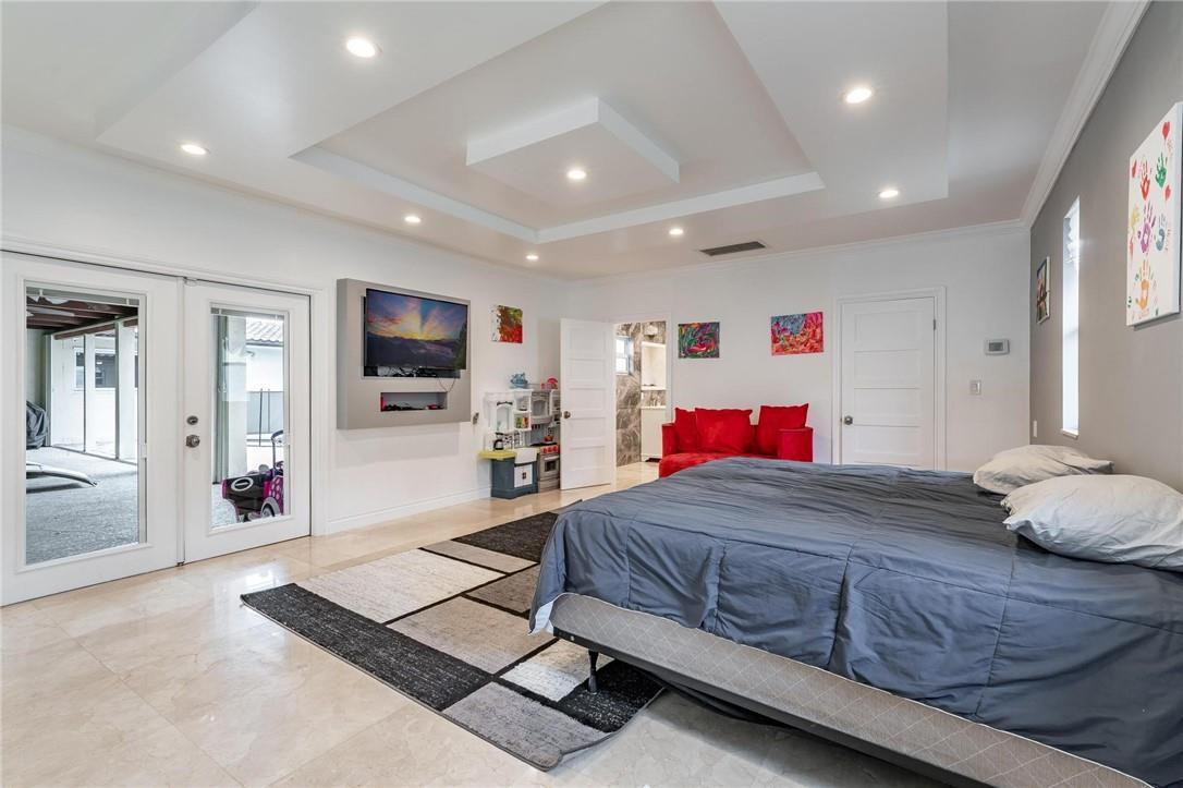 HOLLYWOOD HILLS NORTH SEC - Residential