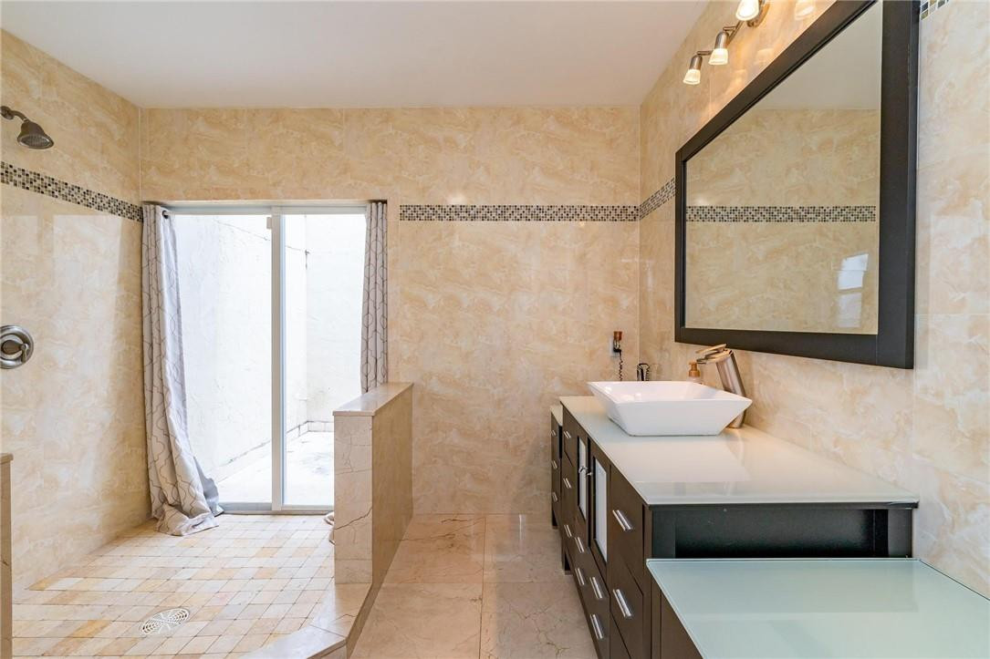 HOLLYWOOD HILLS NORTH SEC - Residential