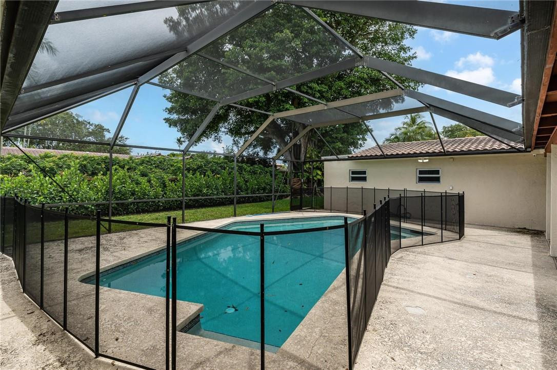 HOLLYWOOD HILLS NORTH SEC - Residential