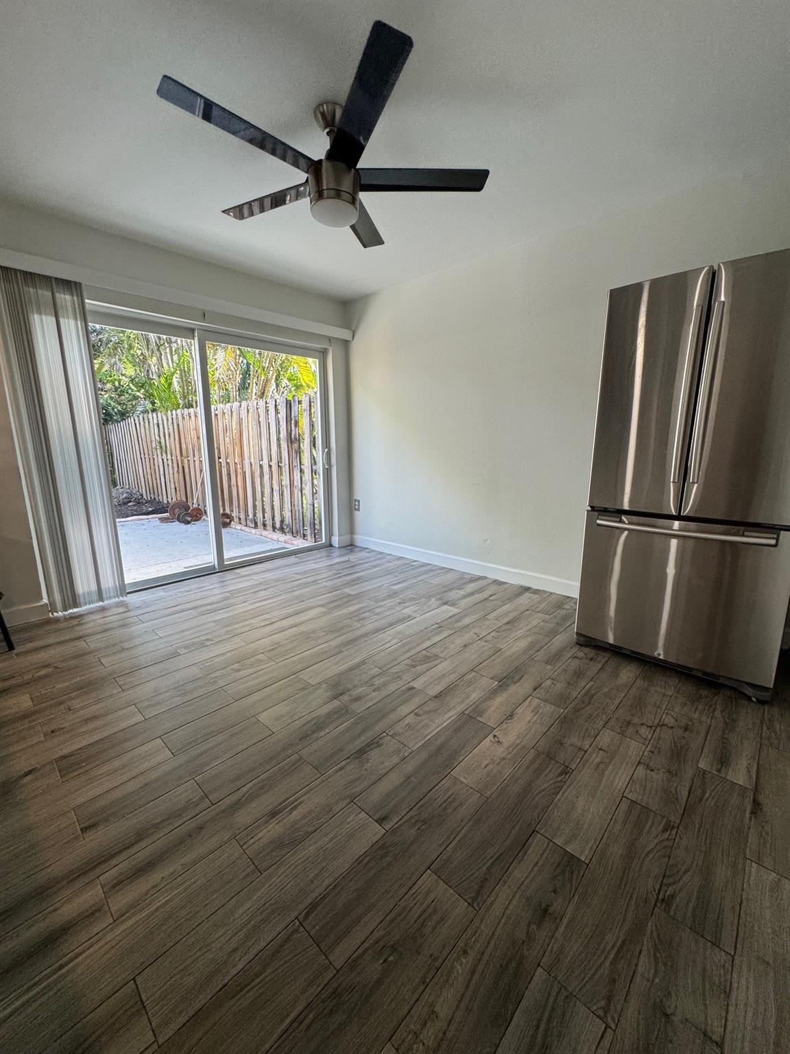 APPLE CREEK - Residential