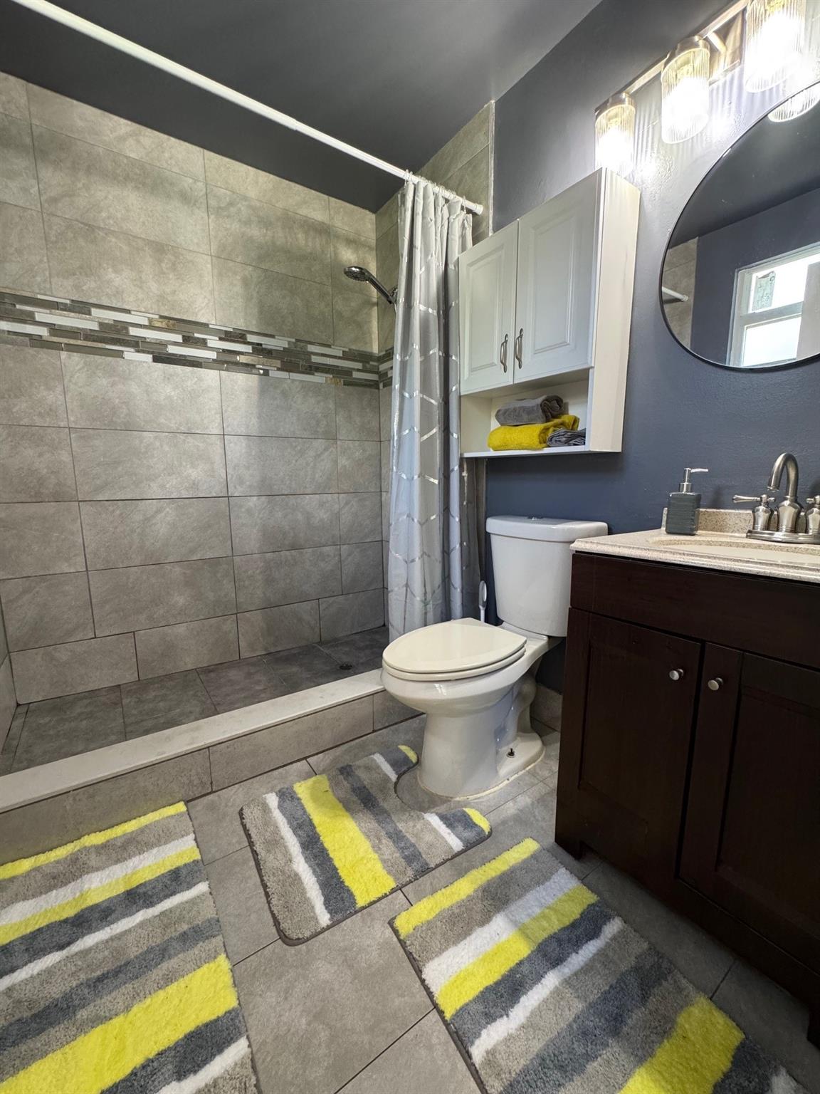 APPLE CREEK - Residential