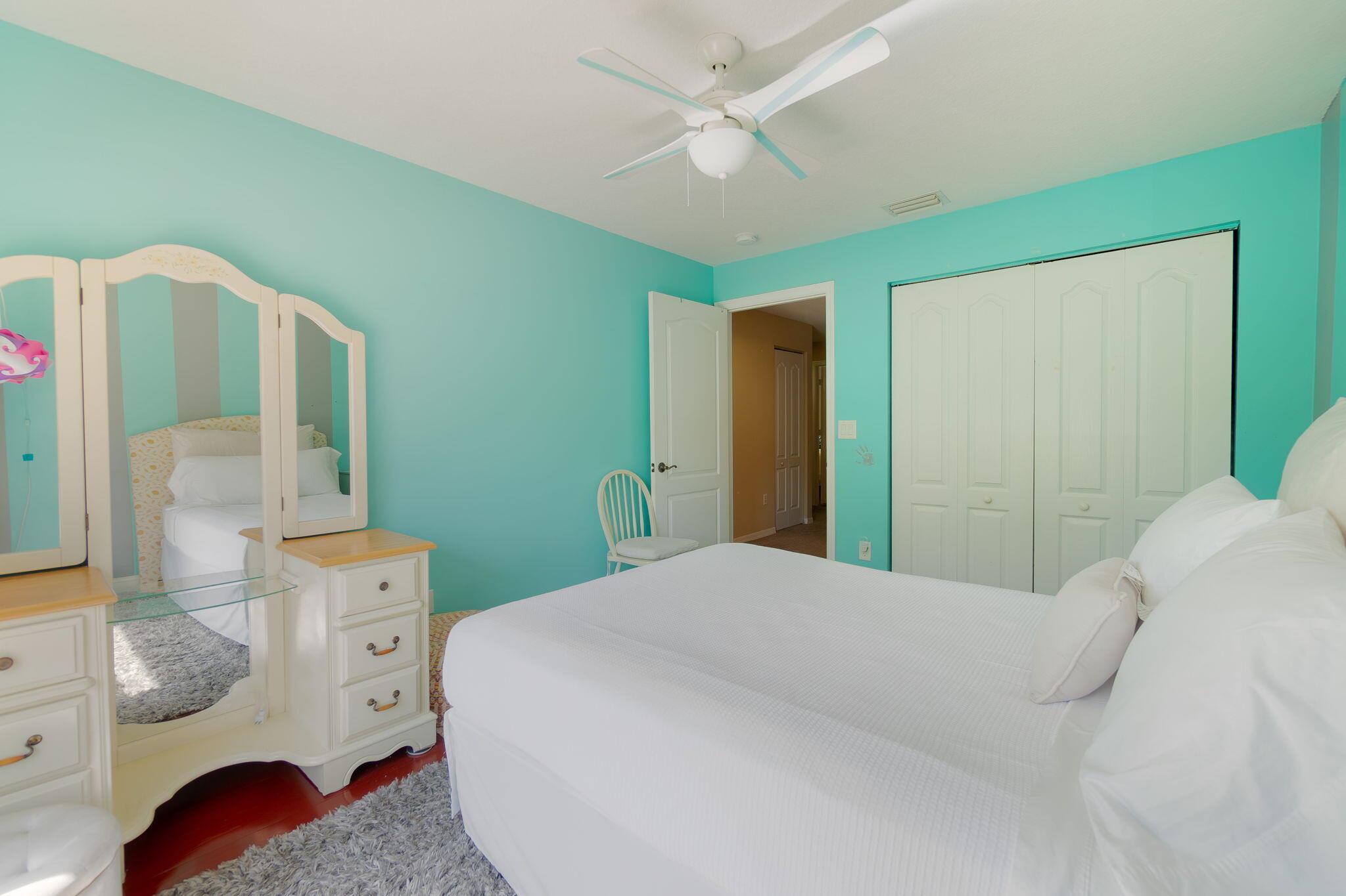 SEMINOLE ESTATES & TOWNHO - Residential Lease