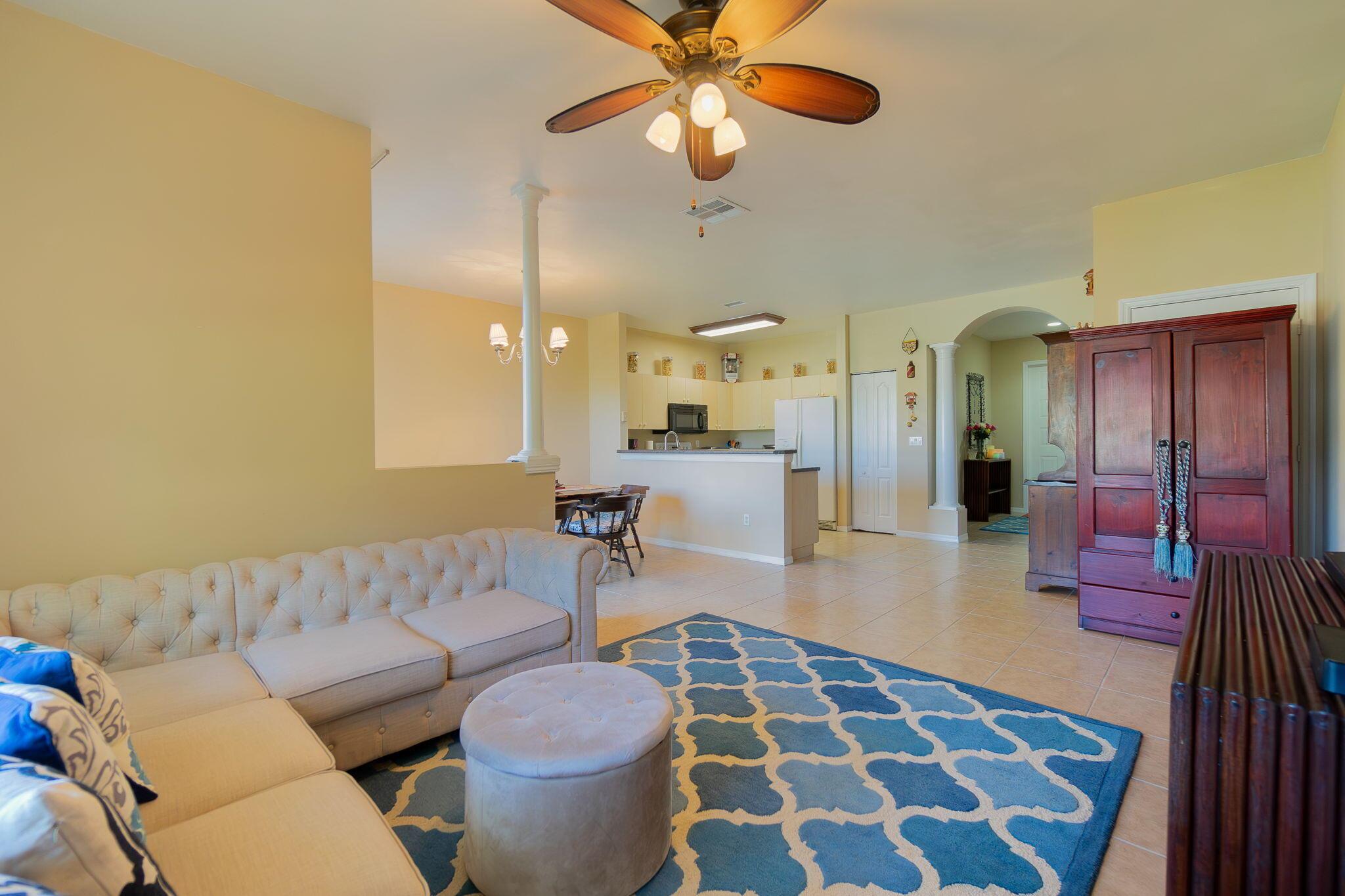 SEMINOLE ESTATES & TOWNHO - Residential Lease